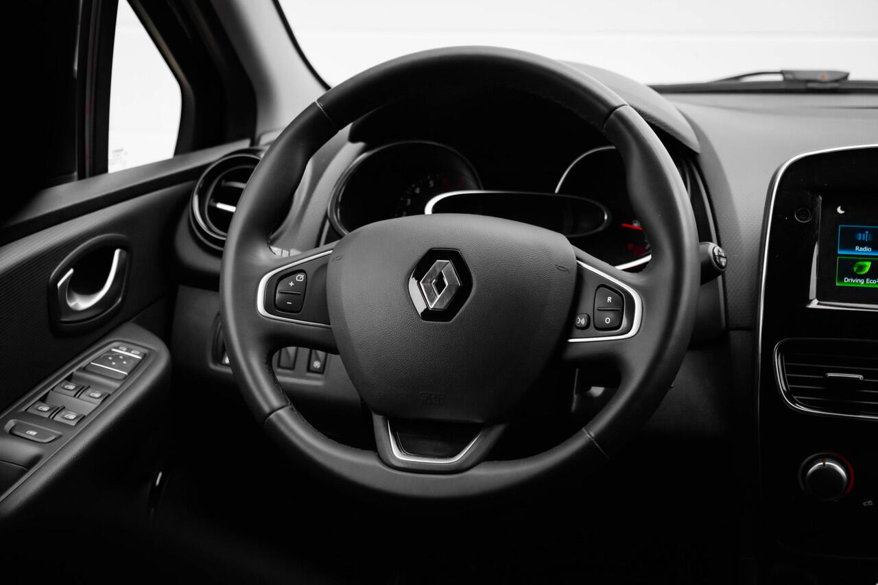 Renault CLIO Estate 0.9 TCe Limited | parkeersensoren achter | Airco | LM Velgen | NAVI |