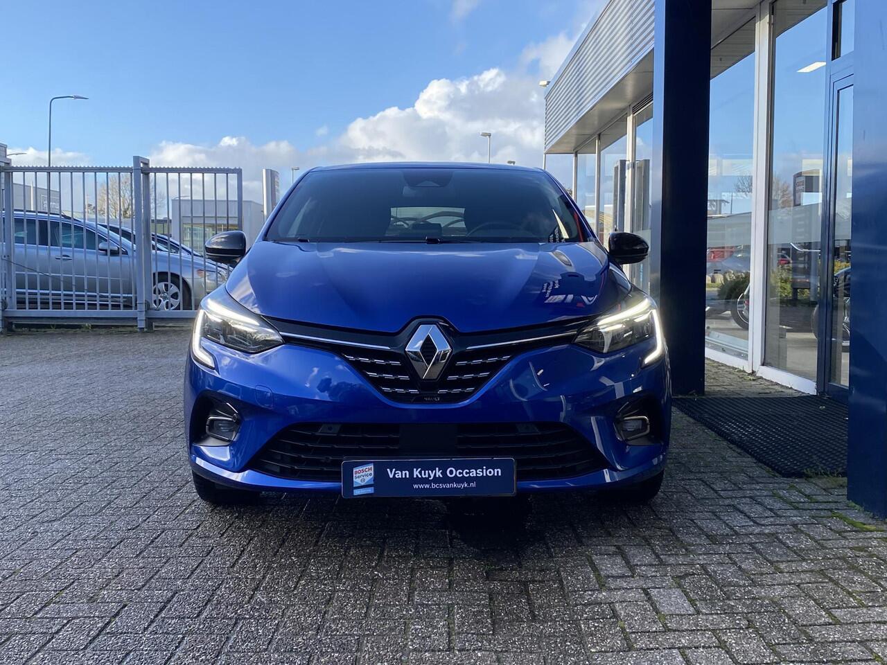 Renault CLIO 1.6 E-Tech Hybrid 145 Techno / Automaat / NL-Auto / 1e-Eigenaar / Dealer-Onderhouden / Cruise-Control / Climate-Control / Trekhaak / LED / Keyless / Apple-Carplay & Android-Auto / Sfeerverlichting / DAB Radio-Bluetooth / Navi / PDC V+A met Camera / 16'' L