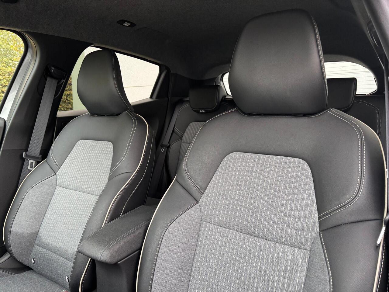 Renault CLIO 1.6 E-Tech Full Hybrid 145 techno / Lage kilometerstand /