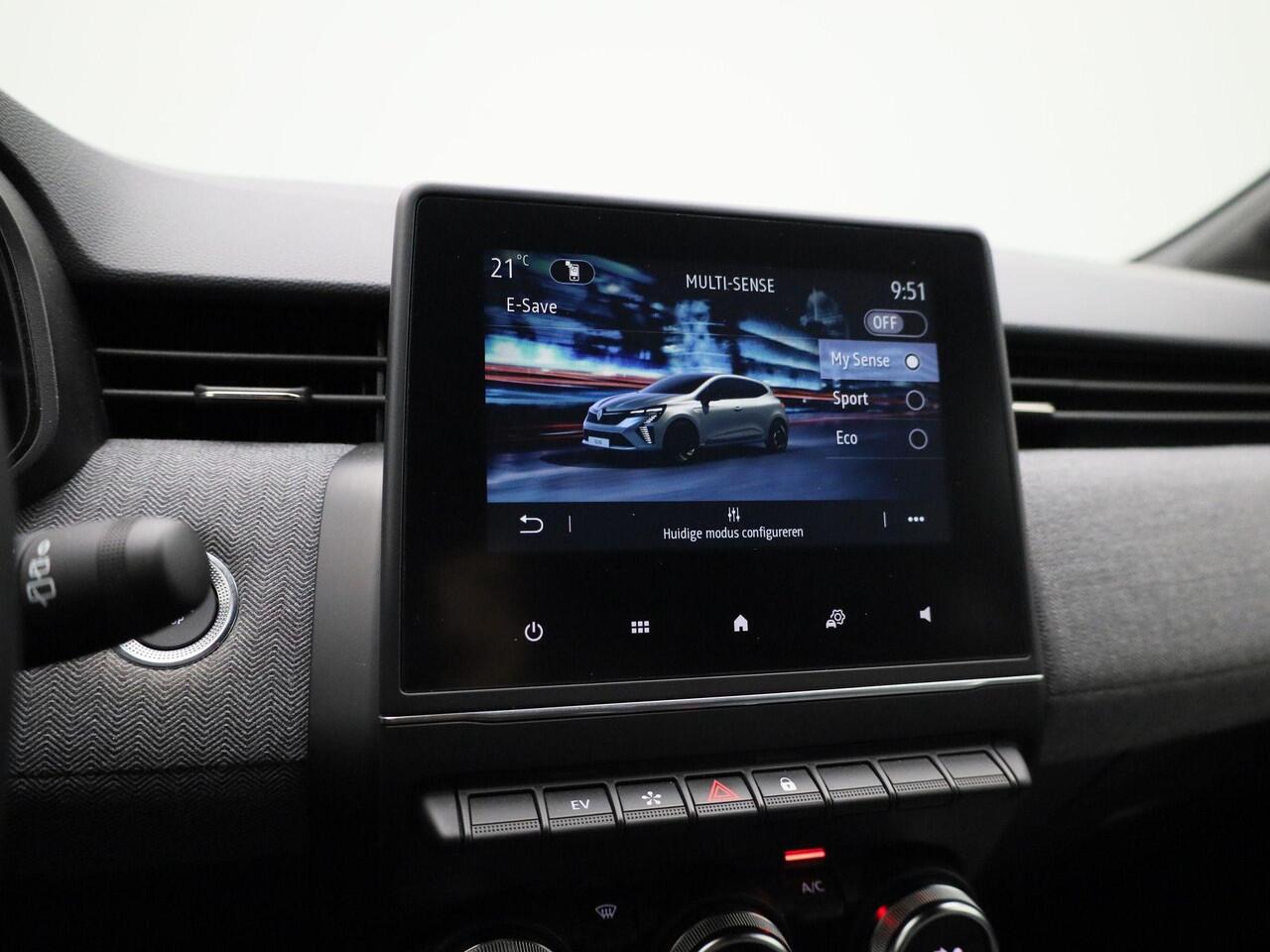 Renault CLIO 1.6 E-Tech Full Hybrid 145 techno | Navigatie | Camera