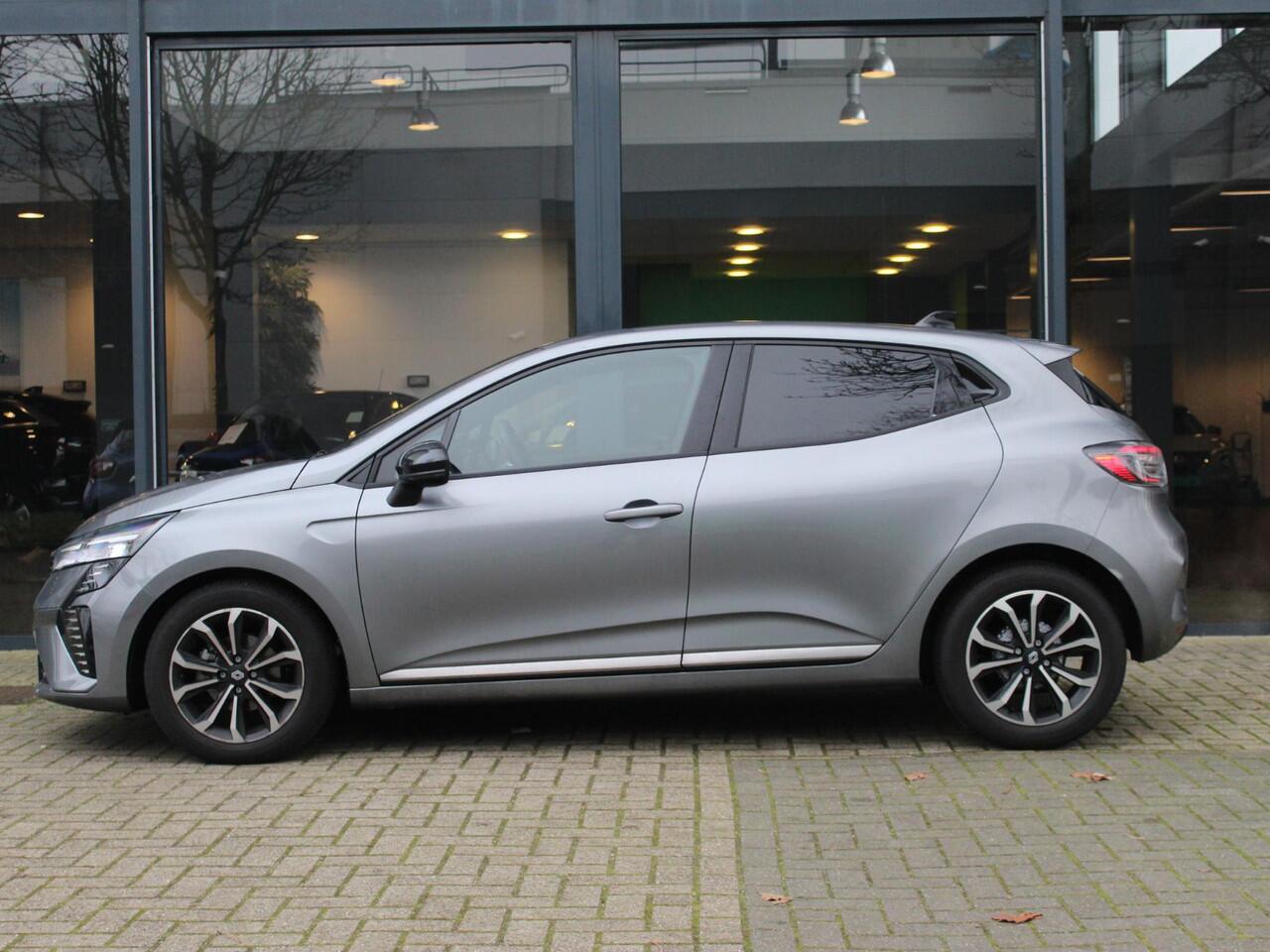 Renault CLIO TCe 90 Techno / DEMO / 18.000KM / CAMERA / PDC A / CLIMATE / CRUISE / APPLE CARPLAY / ANDROID AUTO / PRIVACY GLASS / DAB+ / 16'' LMV