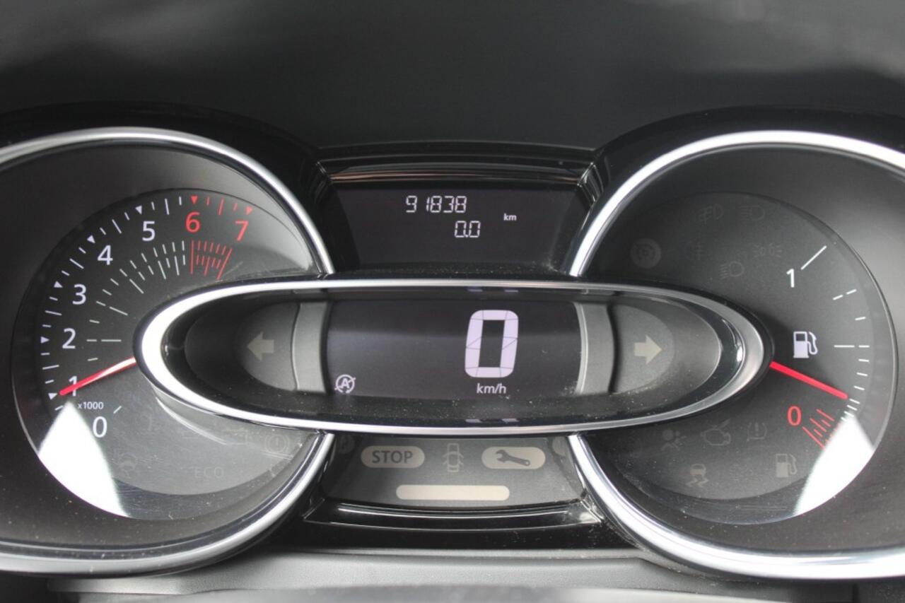 Renault CLIO Estate 0.9 TCe 90pk Limited Airco/Cruise/Navi/PDC/DAB/Android