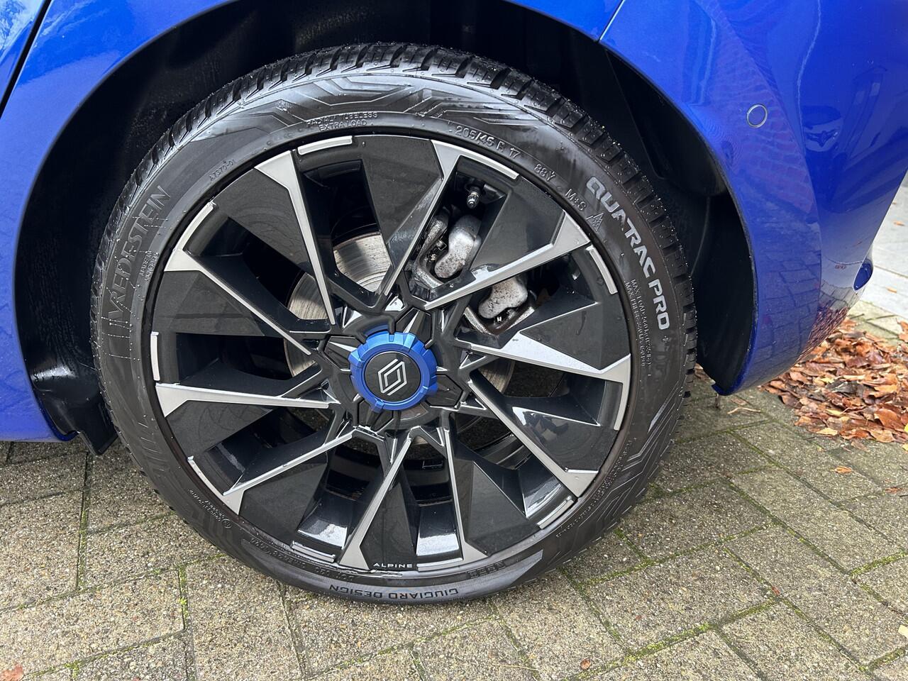 Renault CLIO 1.6 E-Tech Full Hybrid 145 esprit Alpine/Bose/360 Camera/Pack winter/All season