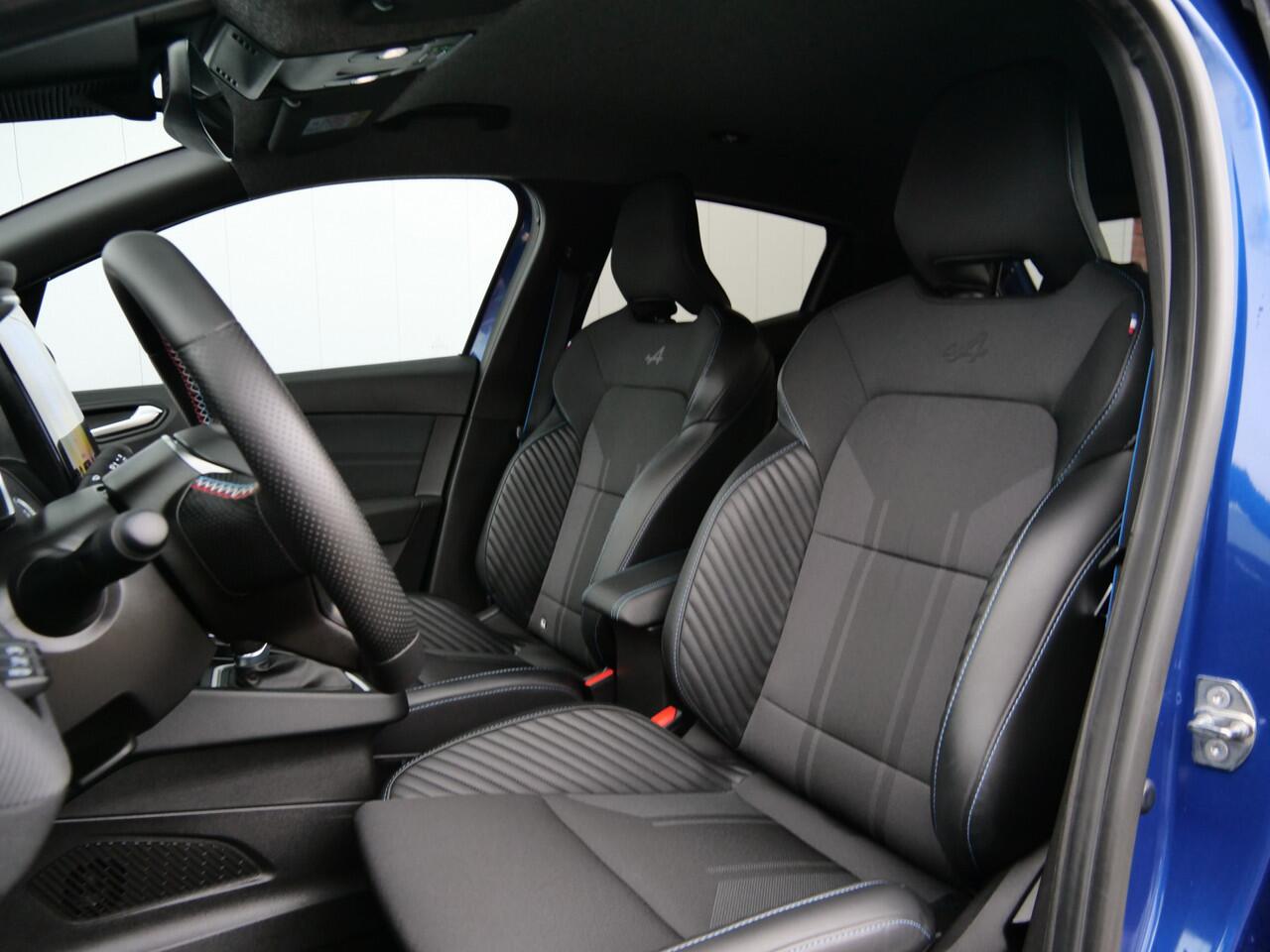 Renault CLIO 1.6 E-Tech Full Hybrid 145 Pk esprit Alpine Automaat Camera / Apple Carplay / DAB / Navigatie