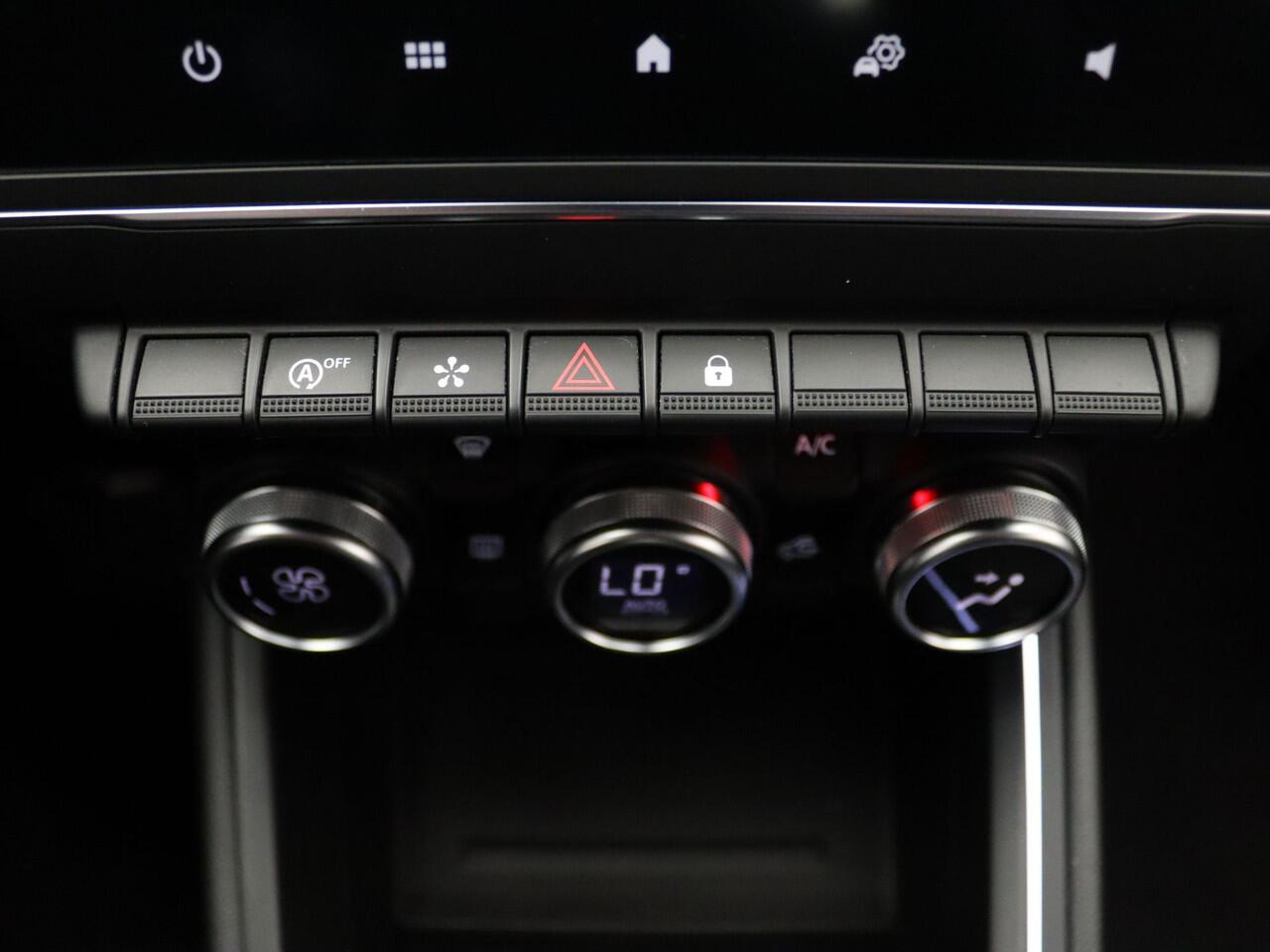 Renault CLIO 100pk TCe Intens Cruise | Climate | Carplay | Navi | Parkeersens. achter