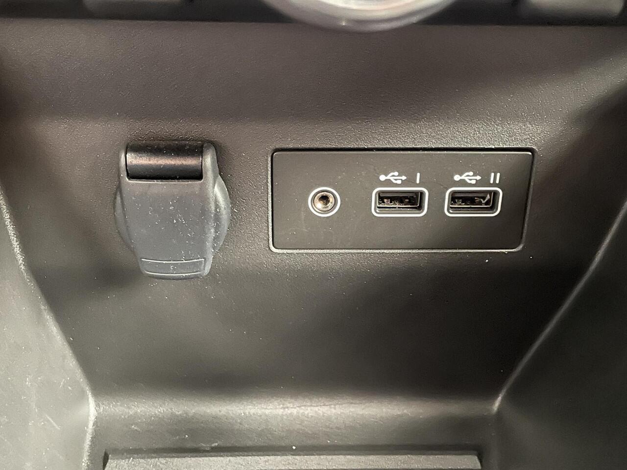 Renault CLIO 1.6 E-Tech Full Hybrid 145 evolution