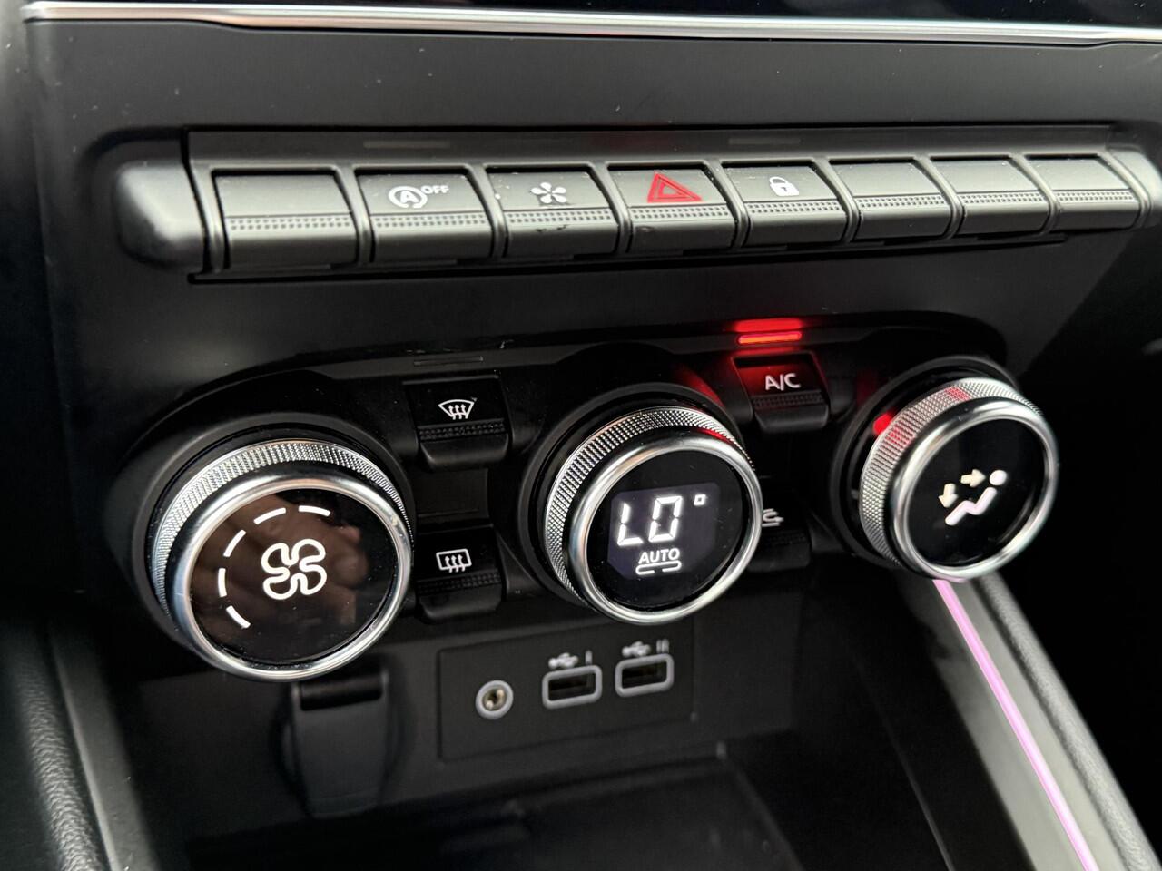 Renault CLIO 1.0 TCe 90 GPF techno | Achteruitrijcamera | Navigatie | 17" Lichtmetalen Velgen | Apple CarPlay / Android Auto |