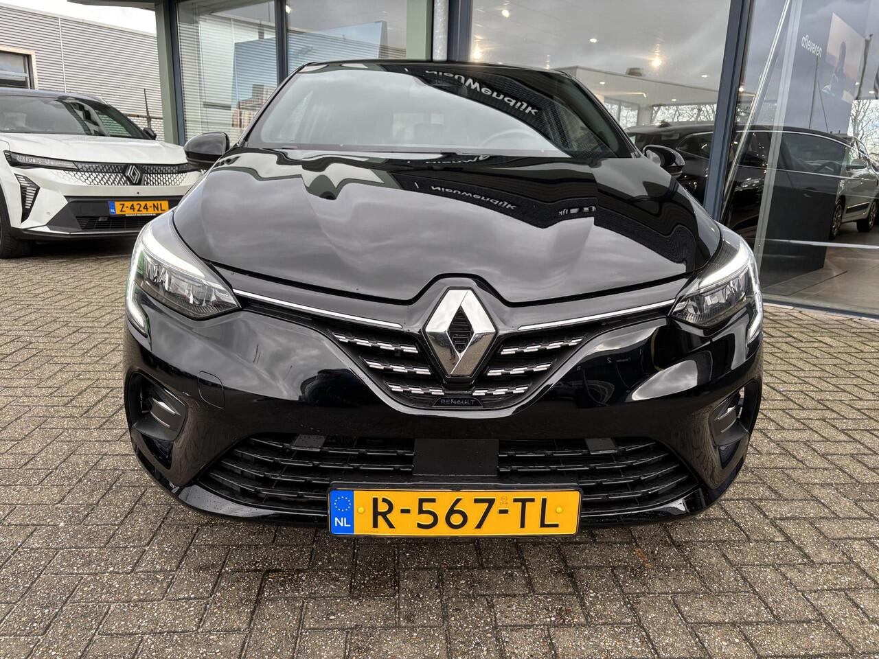 Renault CLIO 1.6 E-Tech Hybrid 145 Techno AUTOMAAT / NAVIGATIE incl. APPLE & ANDROID CARPLAY / CLIMATE CONTROL / PARKEERSENSOREN EN CAMERA / KEYLESS ENTRY