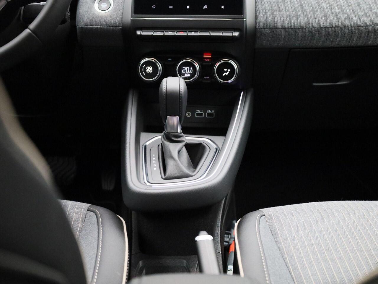 Renault CLIO 1.6 E-Tech Full Hybrid 145 PK techno | Camera | Parkeersensoren | Climate Control | Android Auto | Apple Carplay