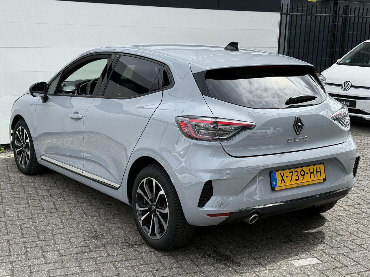 Renault CLIO 1.0 TCe 90 GPF techno | 360° Camera | Navigatie | 16" Lichtmetalen Velgen | Dealer Onderhouden