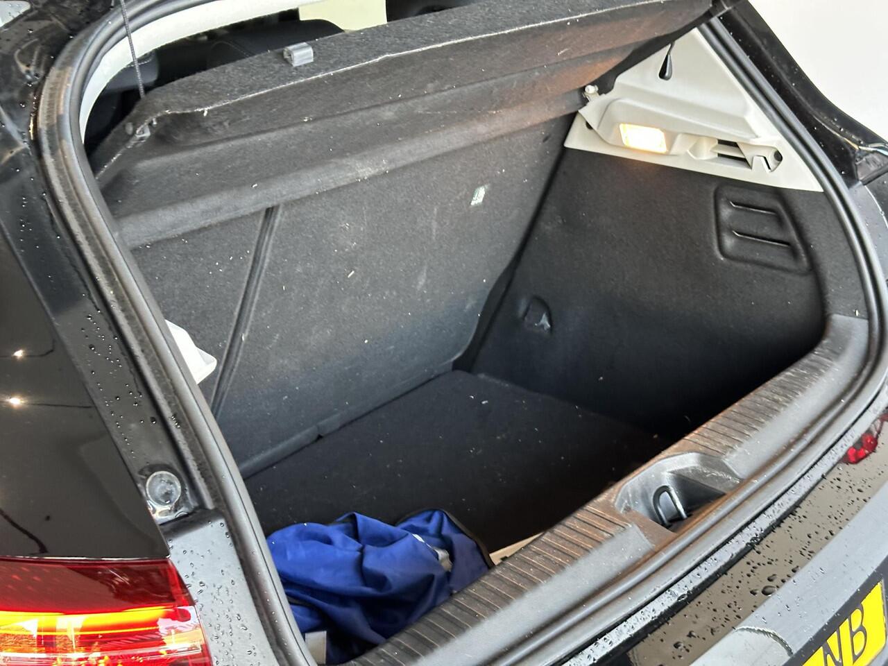 Renault CLIO 1.0 TCe Zen | TREKHAAK | PARKEERSENSOREN ACHTER | LICHTMETALEN VELGEN