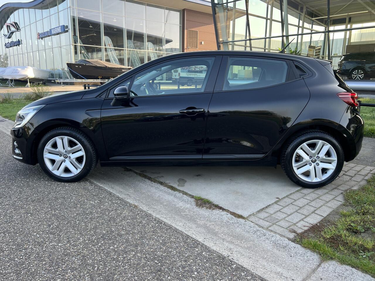 Renault CLIO 1.0 TCe / Automaat / Stoelverw. / Lage KM! / Applecarplay - Androidauto /