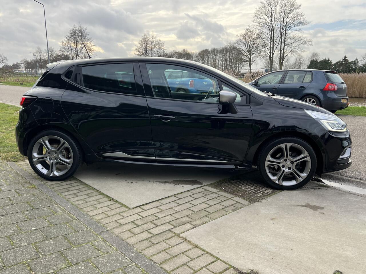 Renault CLIO 0.9 TCe GT-Line / Dealer onderhouden / Camera / PDC V+A / Keyless / Climate / Cruise /