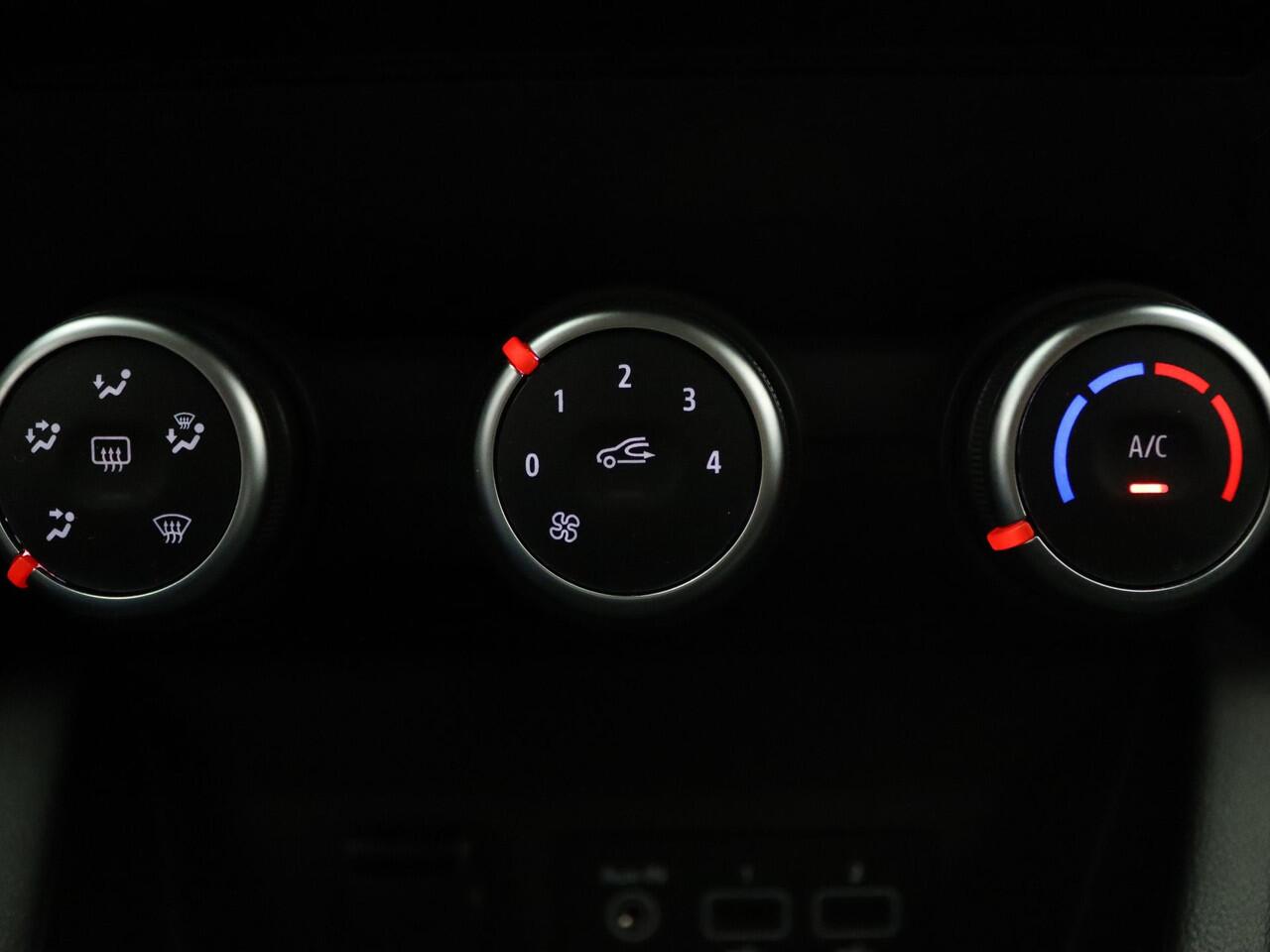 Renault CLIO 90pk TCe Equilibre Airco | Cruise | Carplay