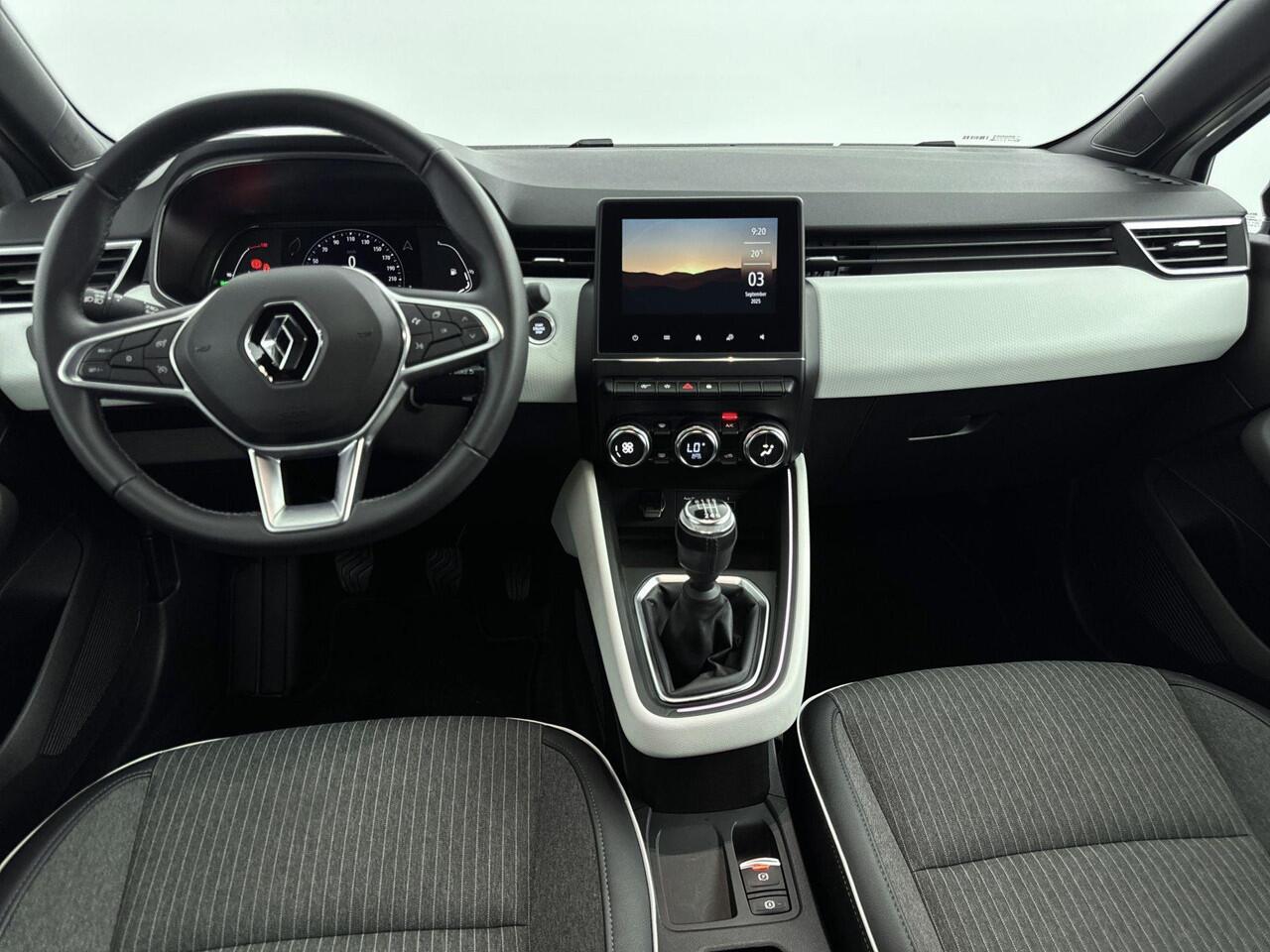 Renault CLIO 1.0 TCe Techno 90PK | Navigatie | Half-Lederen Bekleding | Achteruitrijcamera | Apple CarPlay & Android Auto