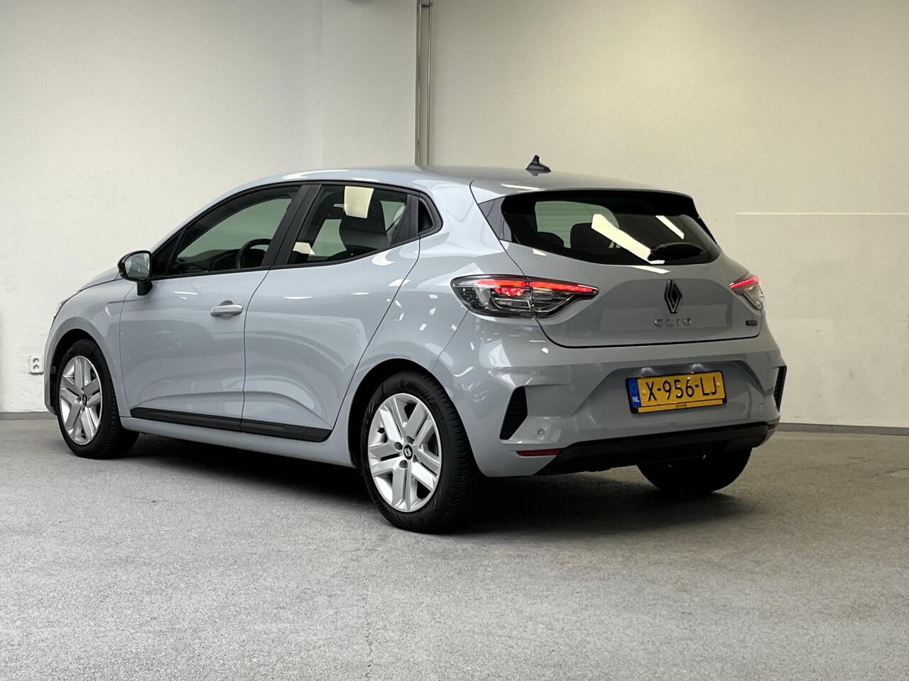 Renault CLIO 1.6 E-Tech Full Hybrid 145 evolution | 1e-EIG | CARPLAY | PDC | ALL-SEASON |