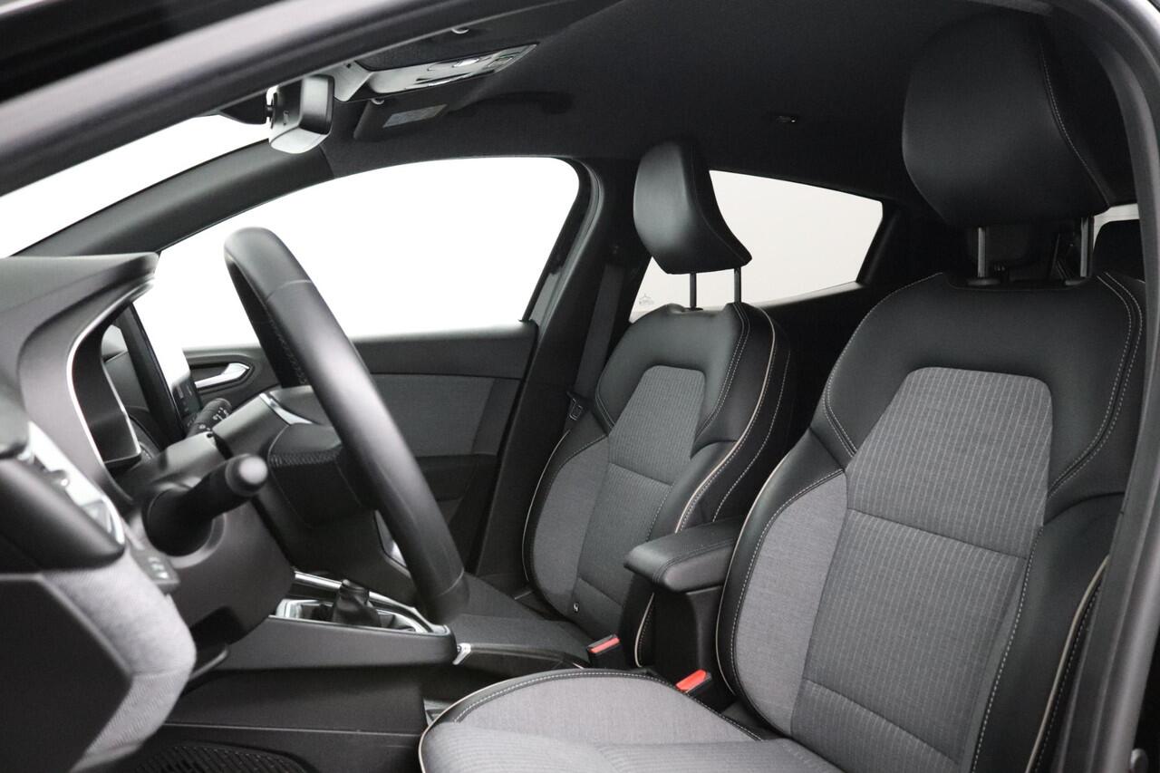 Renault CLIO 1.0 TCe 90 GPF techno | Pack Look | Pack Navigation | Carplay/Android auto |