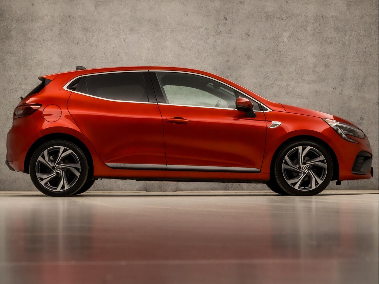 Renault CLIO 1.0 TCe R.S. Line (VIRTUAL COCKPIT, APPLE CARPLAY, GROOT NAVI, CLIMATE, BOSE AUDIO, LEDER, SPORTSTOELEN, 360 CAMERA, GETINT GLAS, KEYLESS, NIEUWE APK, NIEUWSTAAT)