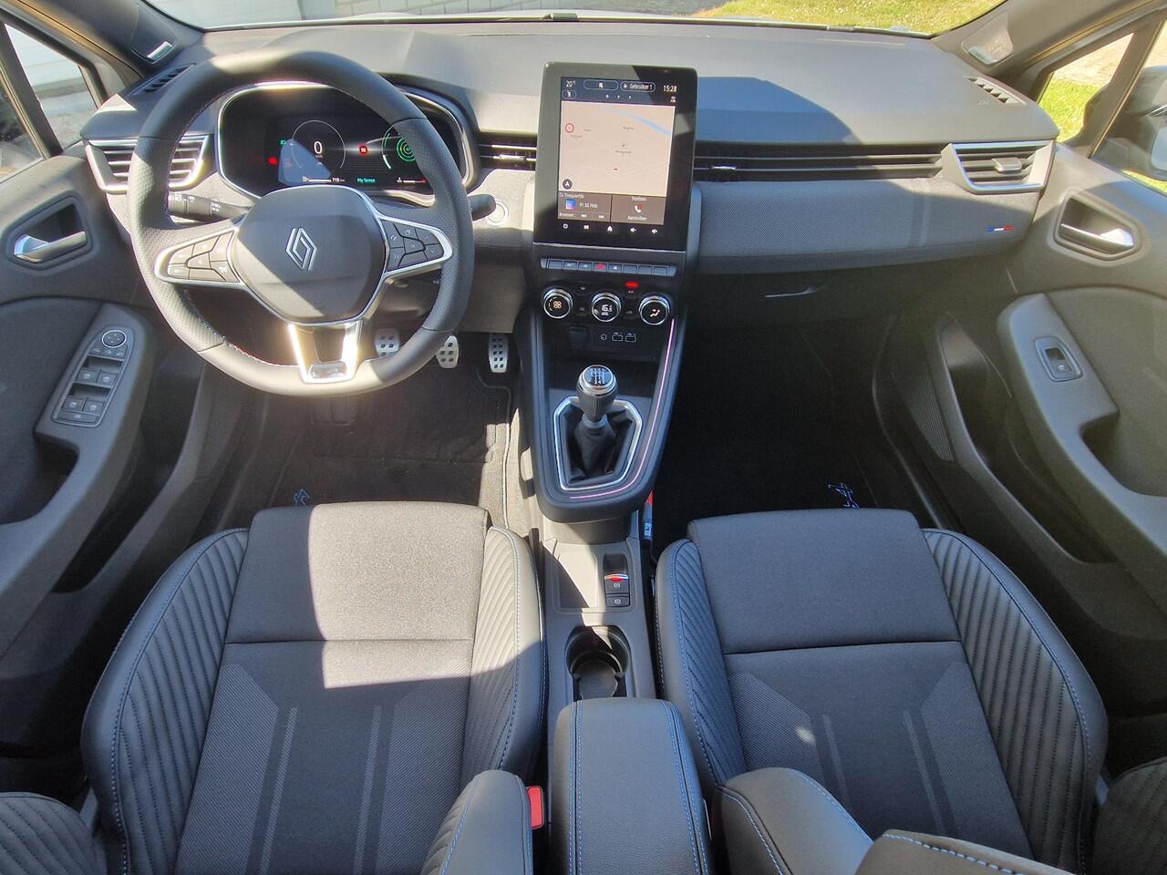 Renault CLIO 1.0 TCe 90 GPF esprit Alpine / Bose Premium Audio / Adaptief Cruise Control / Apple Carplay & Android Auto / Navigatie / Dode Hoek Detectie / Climate Control /