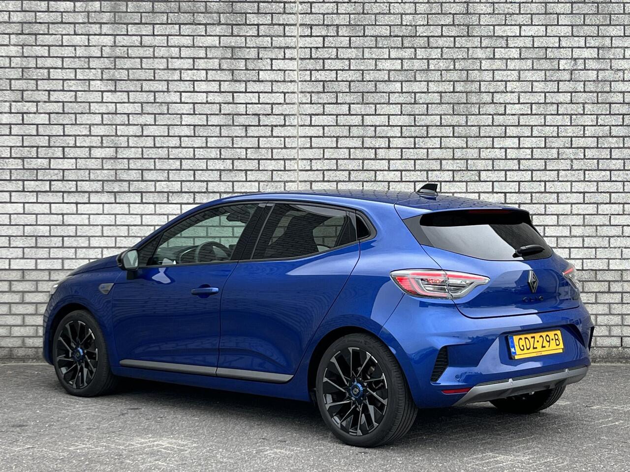 Renault CLIO 1.6 E-Tech Full Hybrid 145 Esprit Alpine | 360° Camera | Apple CarPlay / Android Auto | Dodehoekdetectie | Draadloze telefoonlader |