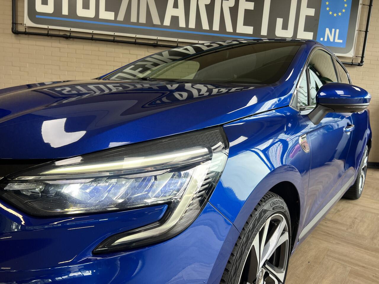 Renault CLIO 1.0 TCe 90 | R.S. Line | Bose | Groot Navi | 360 Camera | Stoerlverwarming | 17 " | Cruise control | LED |