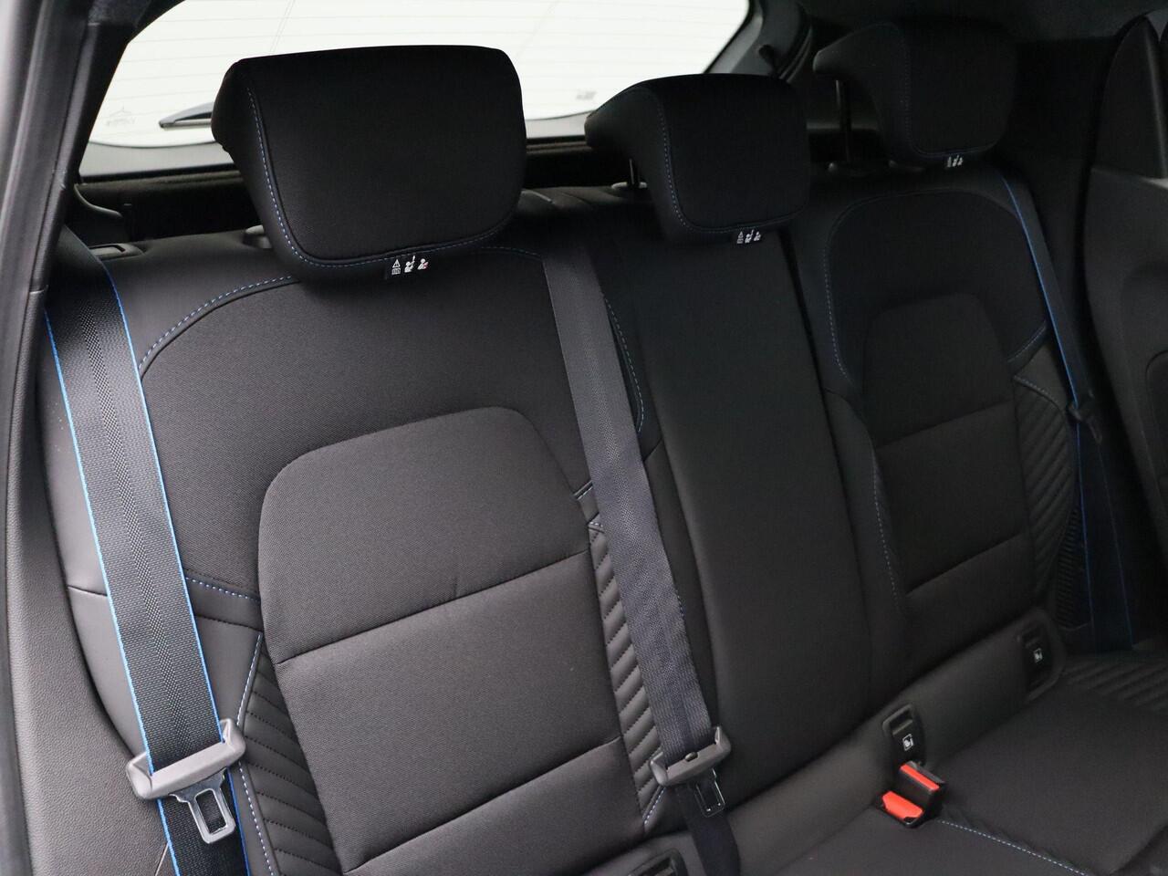 Renault CLIO E-Tech Full Hybrid 145pk esprit Alpine | Grootscherm navigatie | Adaptieve cruise control | 17" lichtmetalen velgen |