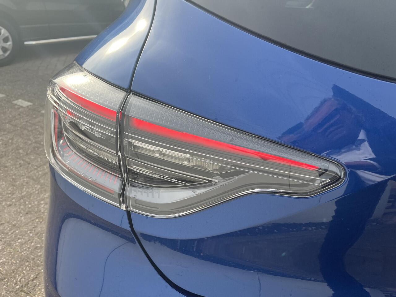 Renault CLIO 1.6 E-Tech Full Hybrid 145 esprit Alpine / Demo Zuidoost / vraag naar beschikbaarheid