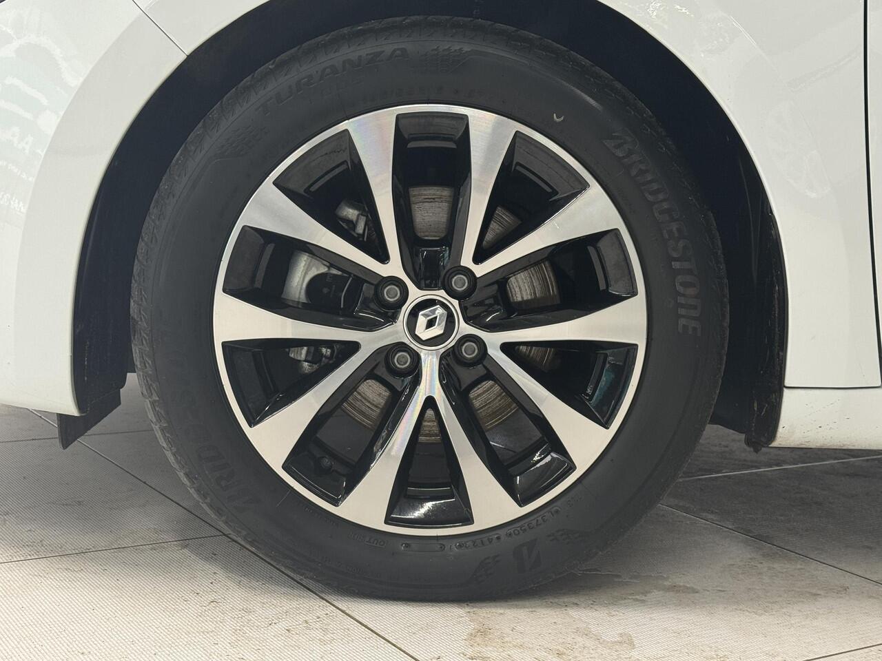 Renault CLIO 1.6 E-Tech Hybrid 145 Techno | Navigatie | Camera | Cruise control |