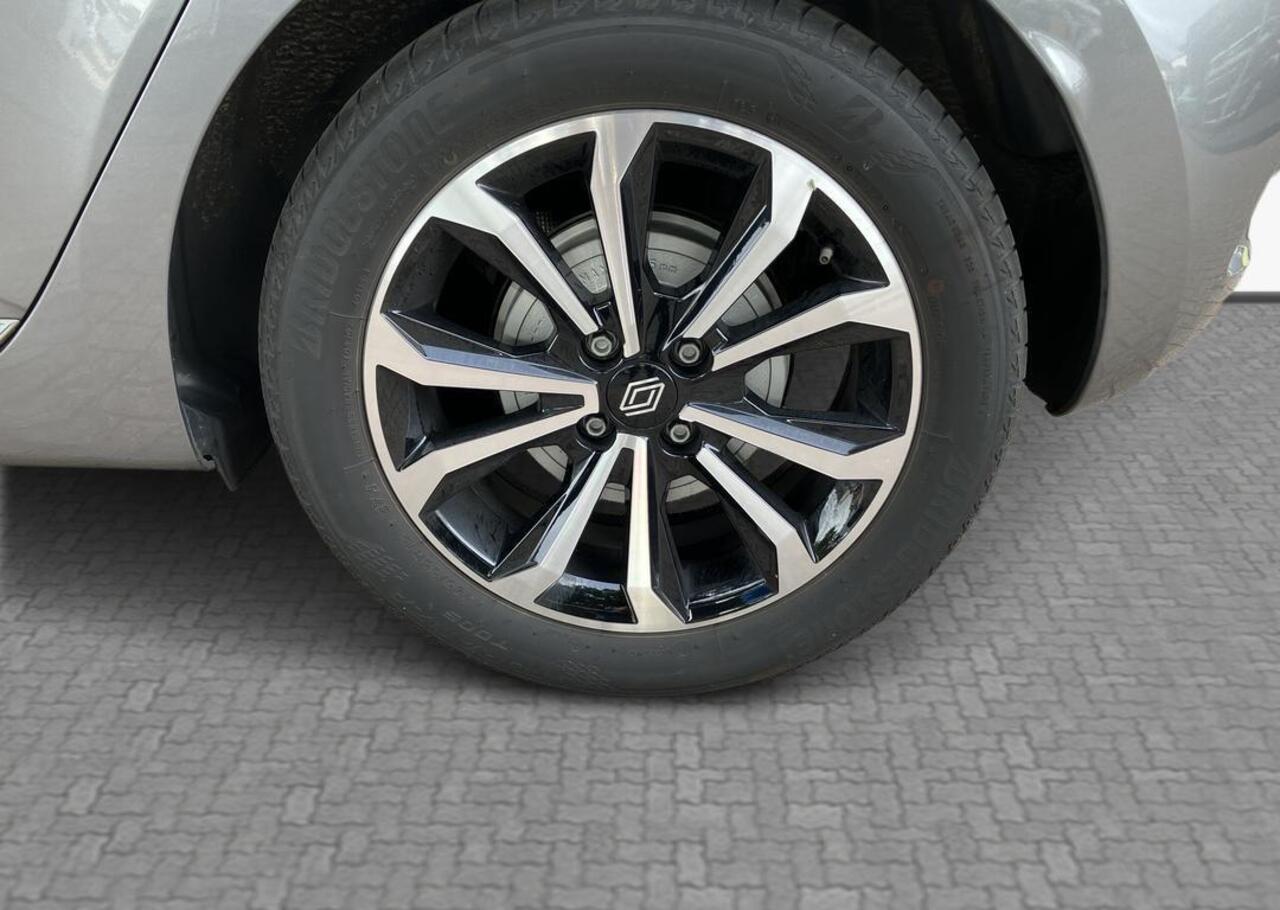 Renault CLIO 1.6 E-Tech Full Hybrid 145 techno - Demo