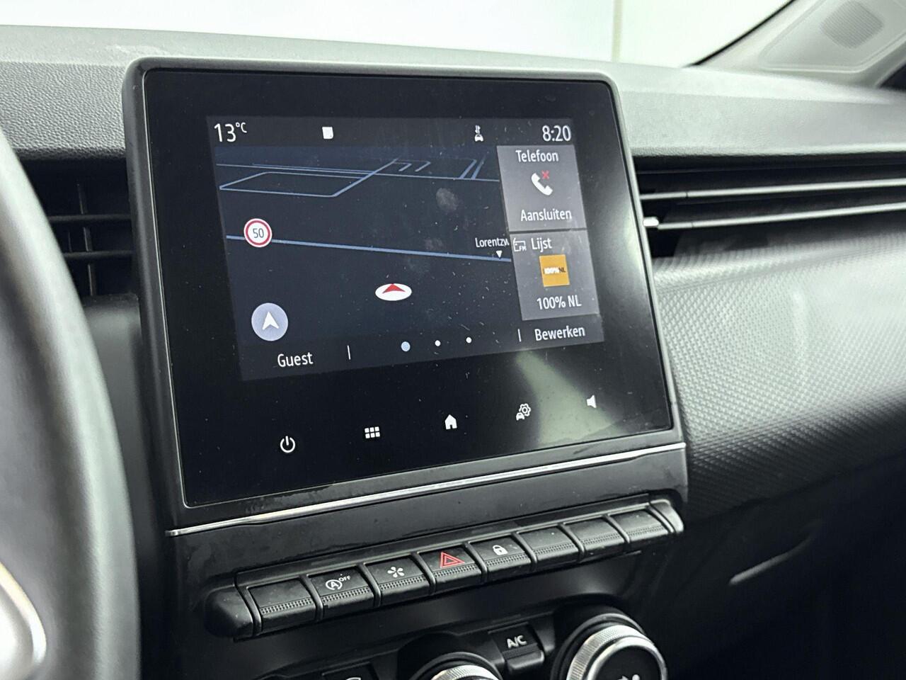 Renault CLIO 1.0 TCe 90Pk Intens | Navigatie | Apple & Android Carplay | Parkeersensoren Achter | Climate Control | Cruise Control & Snelheidsbegrenzer | Licht & Regensensor | Bluetooth Telefoon Voorbereiding |