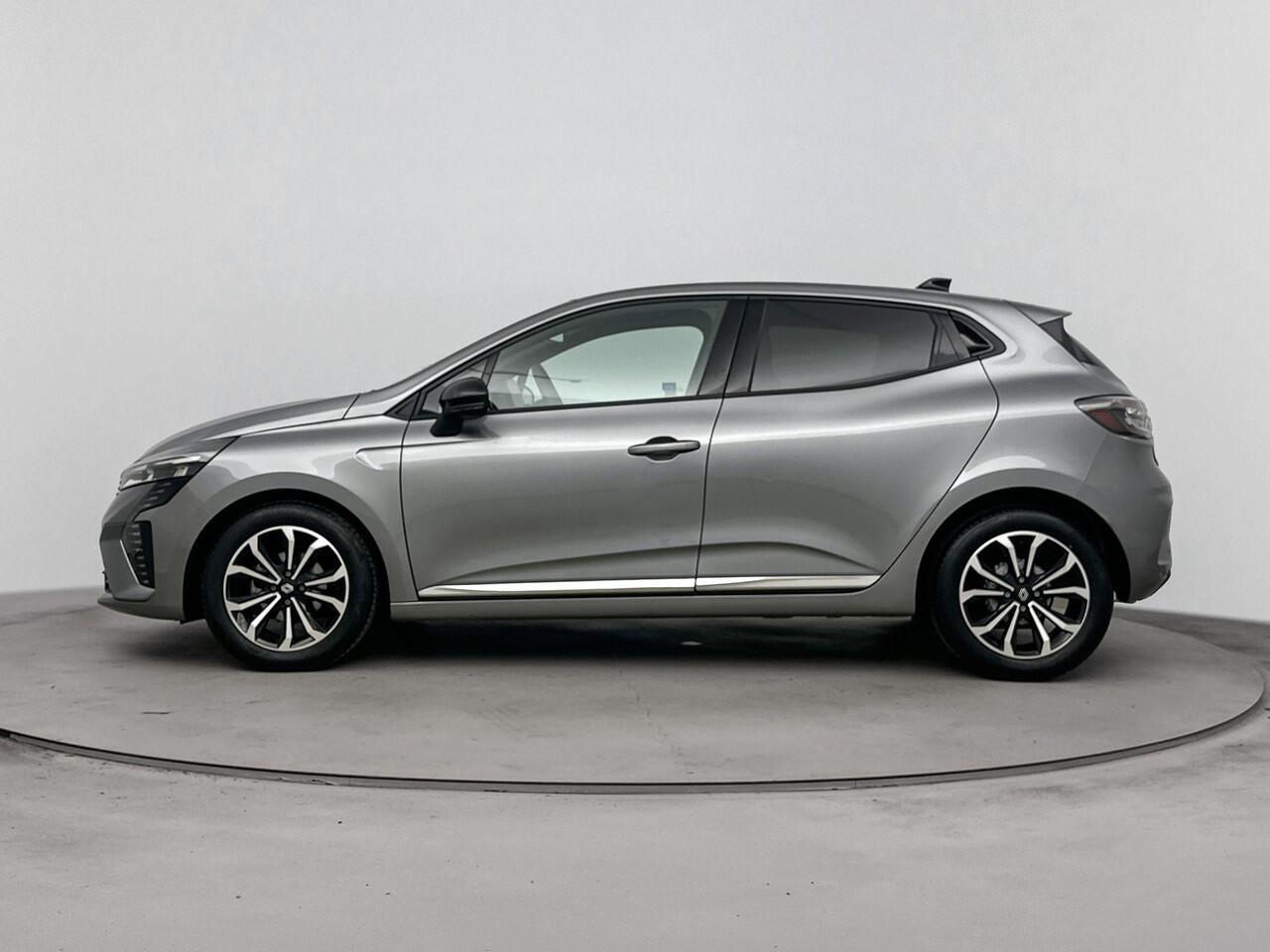 Renault CLIO 1.0 TCe 90Pk GPF techno | Navigatie met 9.3 Inch Scherm | Climate Control | Cruise Control | Parkeersensoren incl. Camera | Apple Carplay/Android Auto | Keyless Entry 7 Start | Lichtmetalen Velgen 16 Inch |
