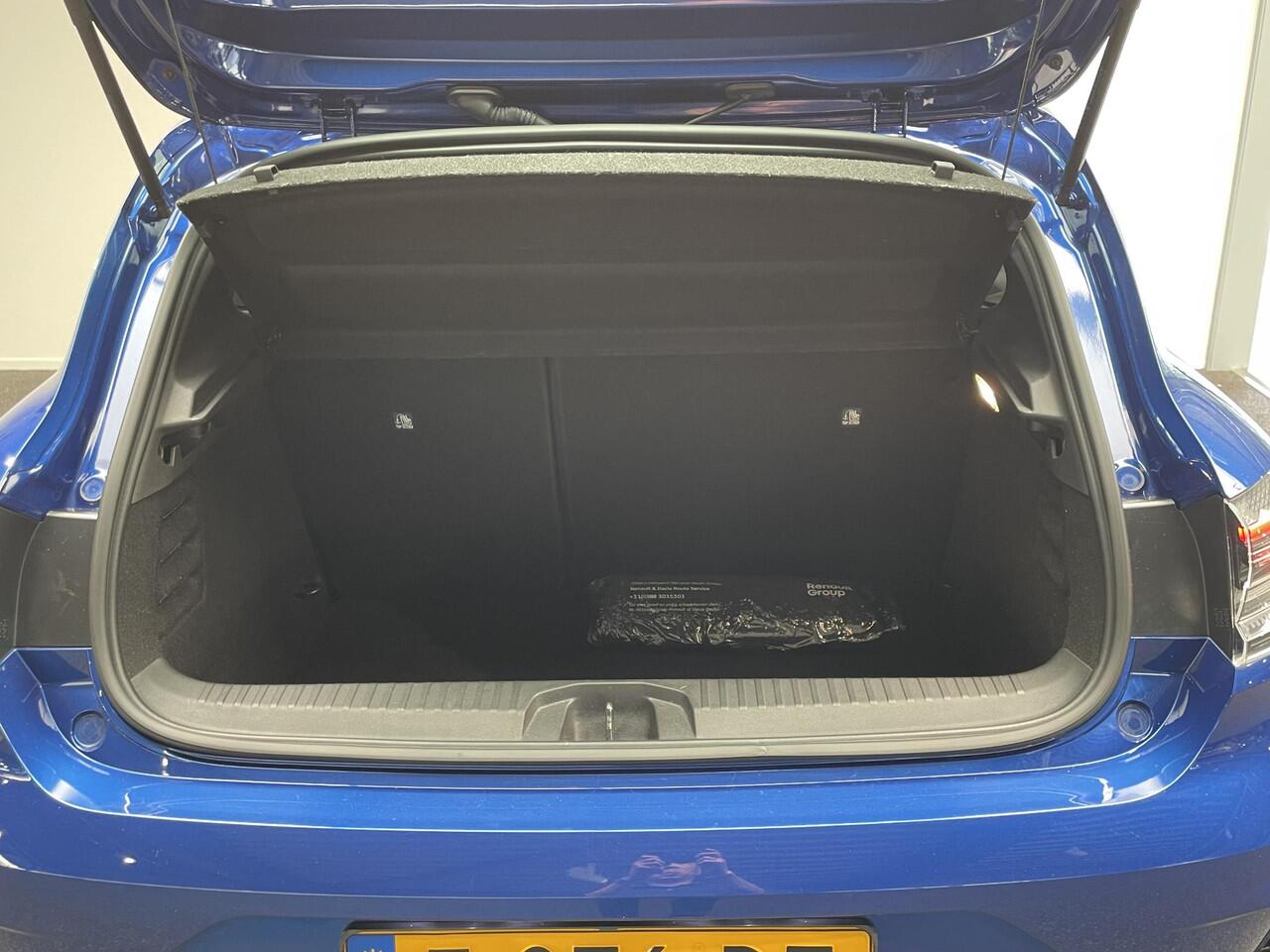 Renault CLIO 1.6 E-Tech Full Hybrid 145 evolution