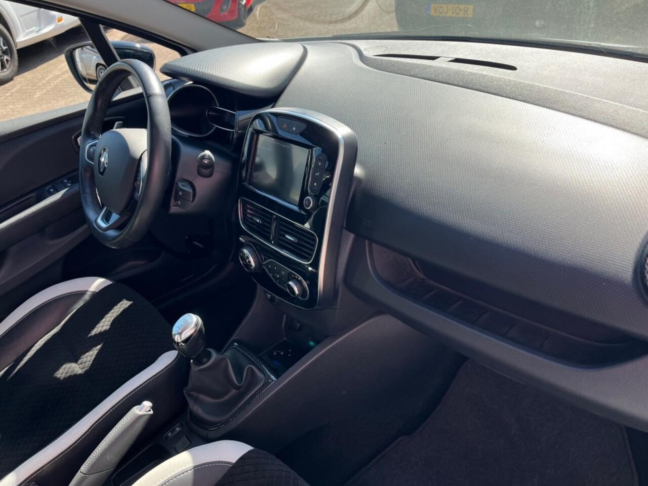 Renault CLIO 90pk Bose Clima Cruise Stoelv. Android/Apple 27.114km