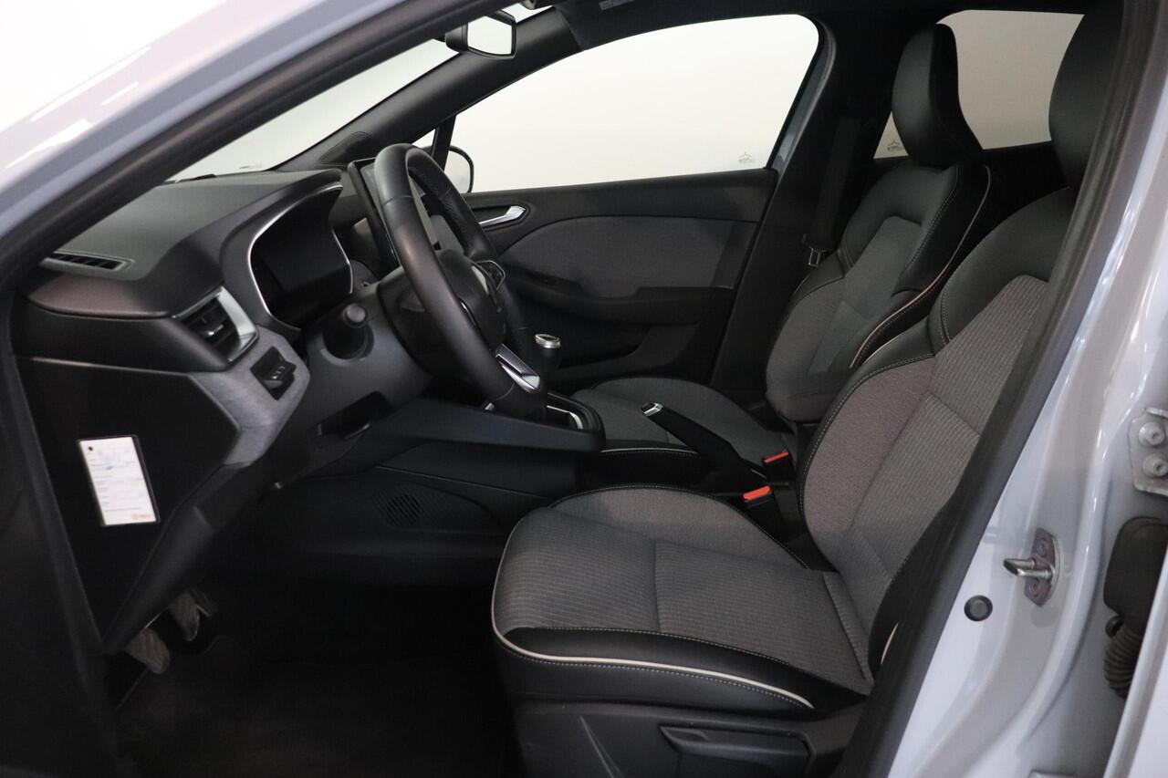 Renault CLIO 1.0 TCe 90 GPF techno | Achteruitrijcamera | Navigatie | Climate Control | Apple Carplay / Android Auto |