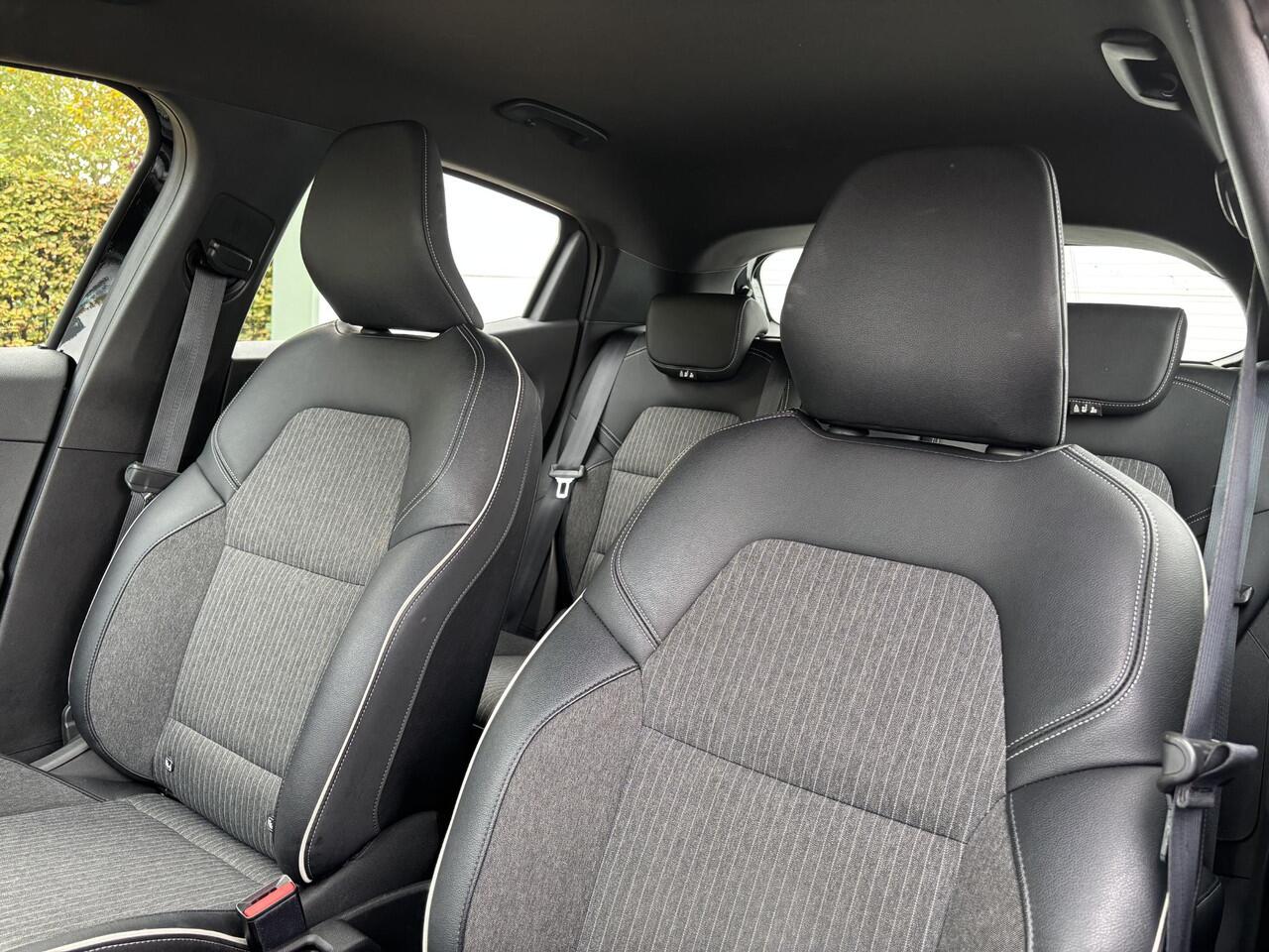 Renault CLIO 1.3 TCe Intens | Navigatie | Camera |