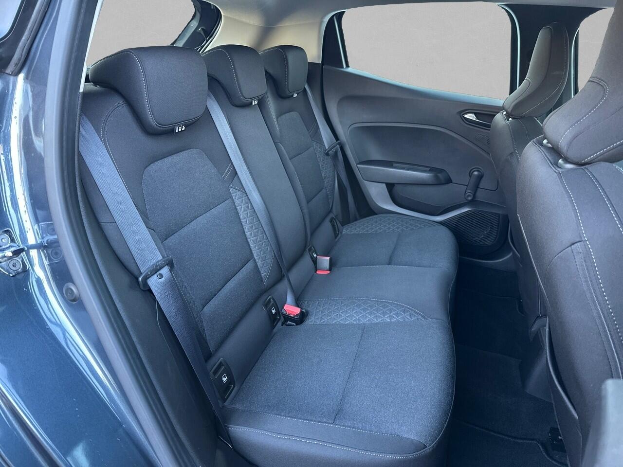 Renault CLIO 1.0 TCe Zen NAVI / CRUISE / BLEUTOOTH