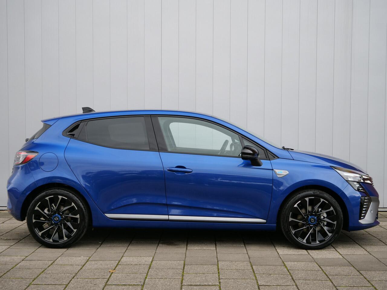 Renault CLIO 1.6 E-Tech Full Hybrid 145 Pk esprit Alpine Automaat Camera / Navigatie / Apple Carplay / DAB