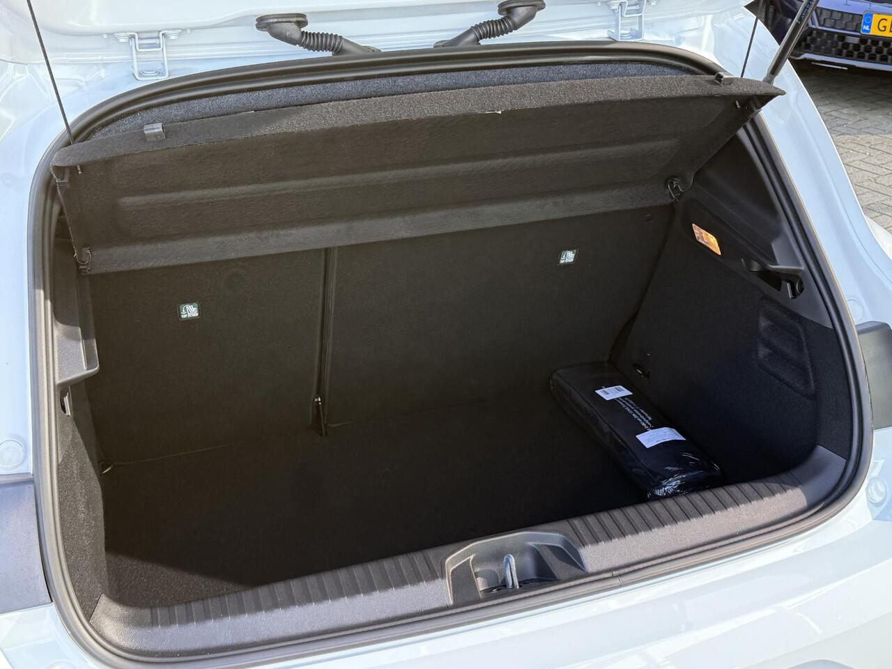 Renault CLIO 1.6 E-Tech Full Hybrid 145 techno | Camera | Winterpack | Navigatie