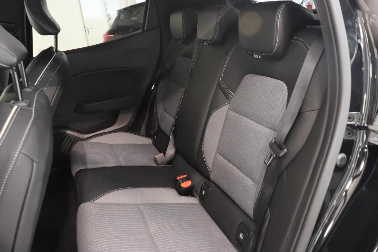 Renault CLIO 1.6 E-Tech Full Hybrid 145 techno | Rondom zicht Camera | Navigatie 9,3" | All season banden | Climate control | Cruise control | LED |