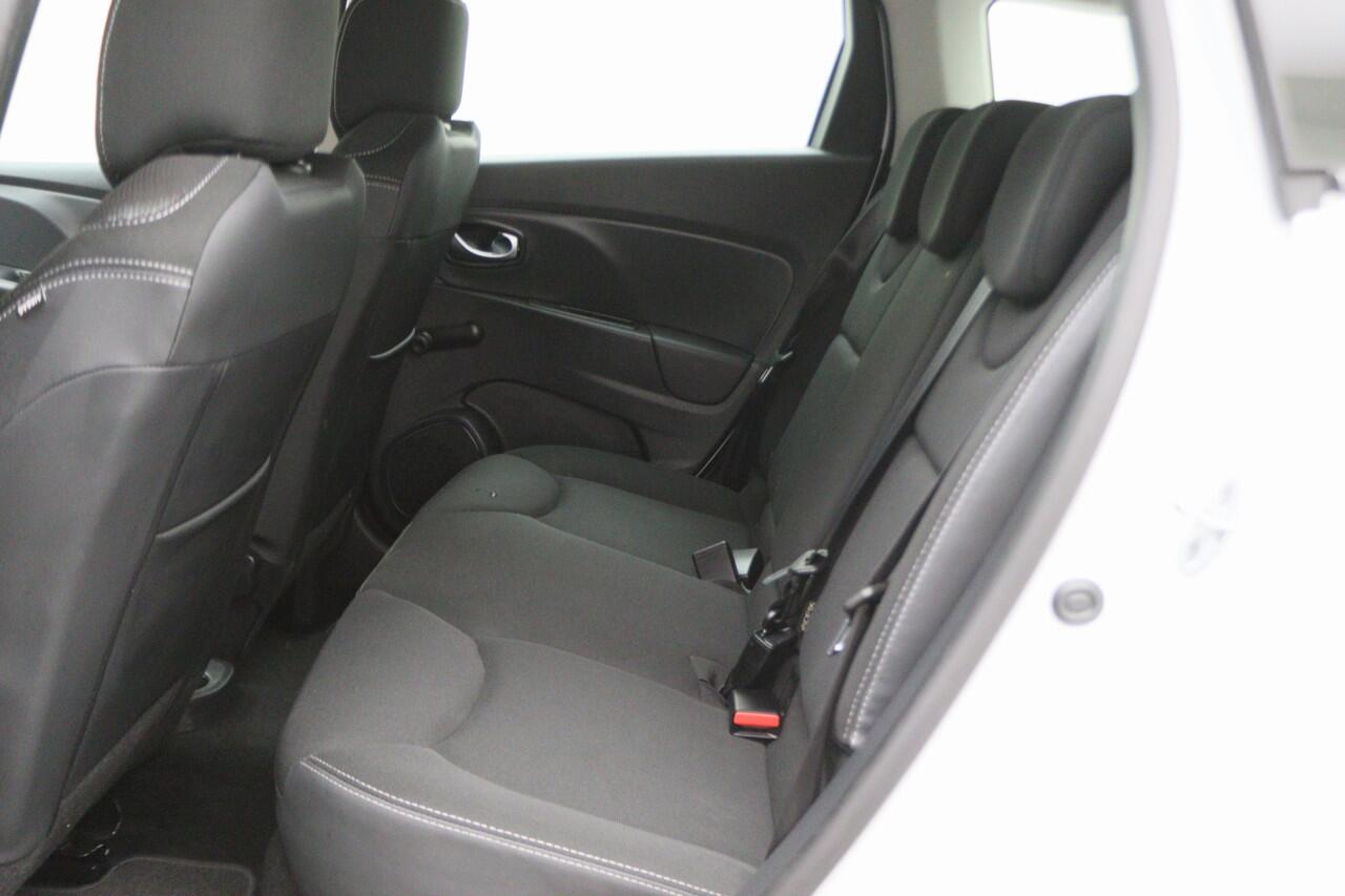 Renault CLIO Estate 0.9 TCe Zen Airco, Cruise, Apple Carplay, BASS Sound, Navigatie, Bluetooth, DAB