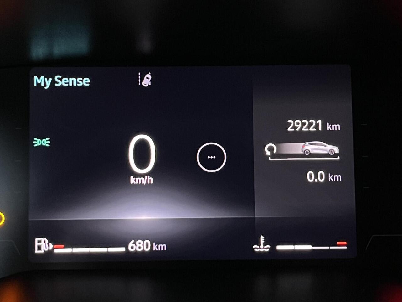 Renault CLIO 1.0 TCe 90 Techno | Apple CarPlay / Android Auto navigatie | Achteruitrijcamera | Stoelverwarming |