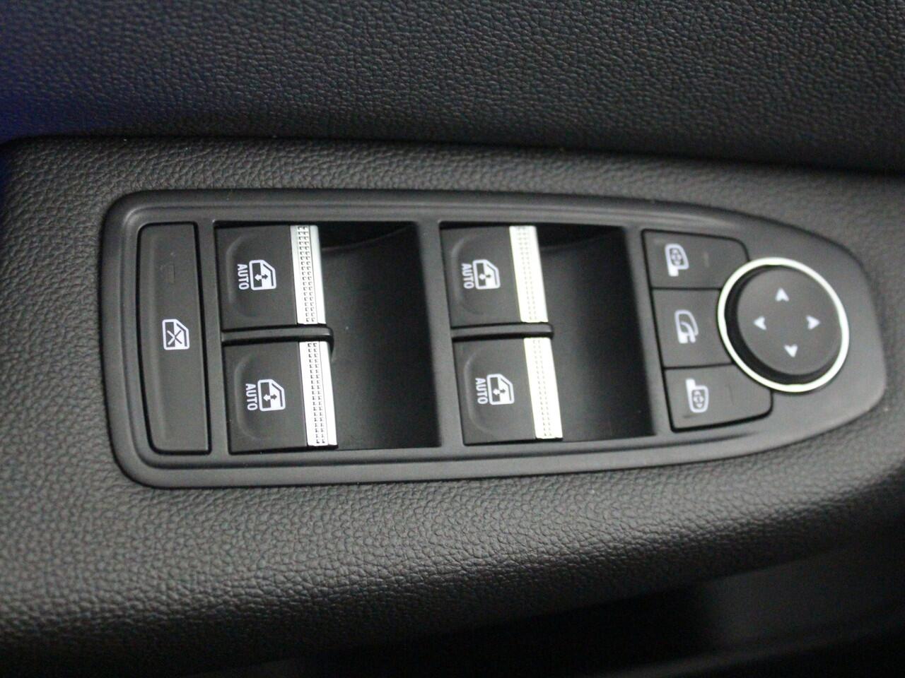 Renault CLIO 1.0 TCe Intens | Navi | PDC | Trekhaak |*