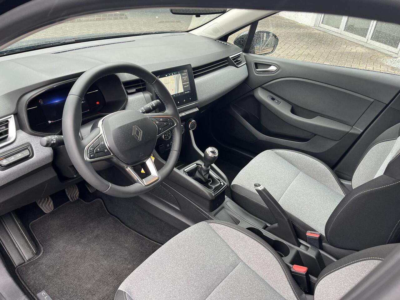 Renault CLIO 1.0 TCe 90 GPF evolution / Demo Zuidoost / Vraag naar beschikbaarheid / Navigatie / Camera / Lichtmetalen velgen