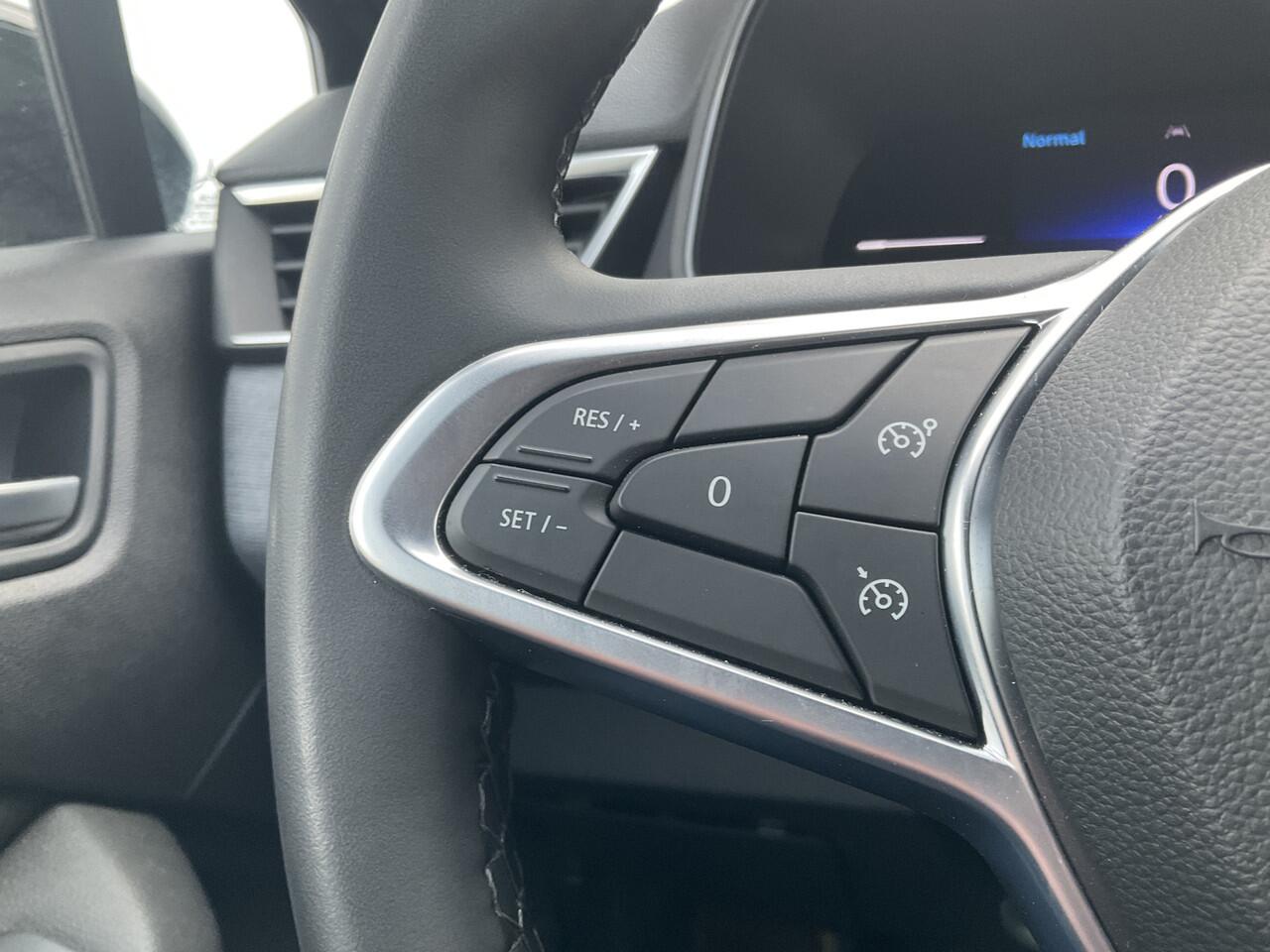 Renault CLIO 1.0 TCe 90 GPF evolution Facelift Cruise Carplay Pdc NL-Auto 2023 24259KM!