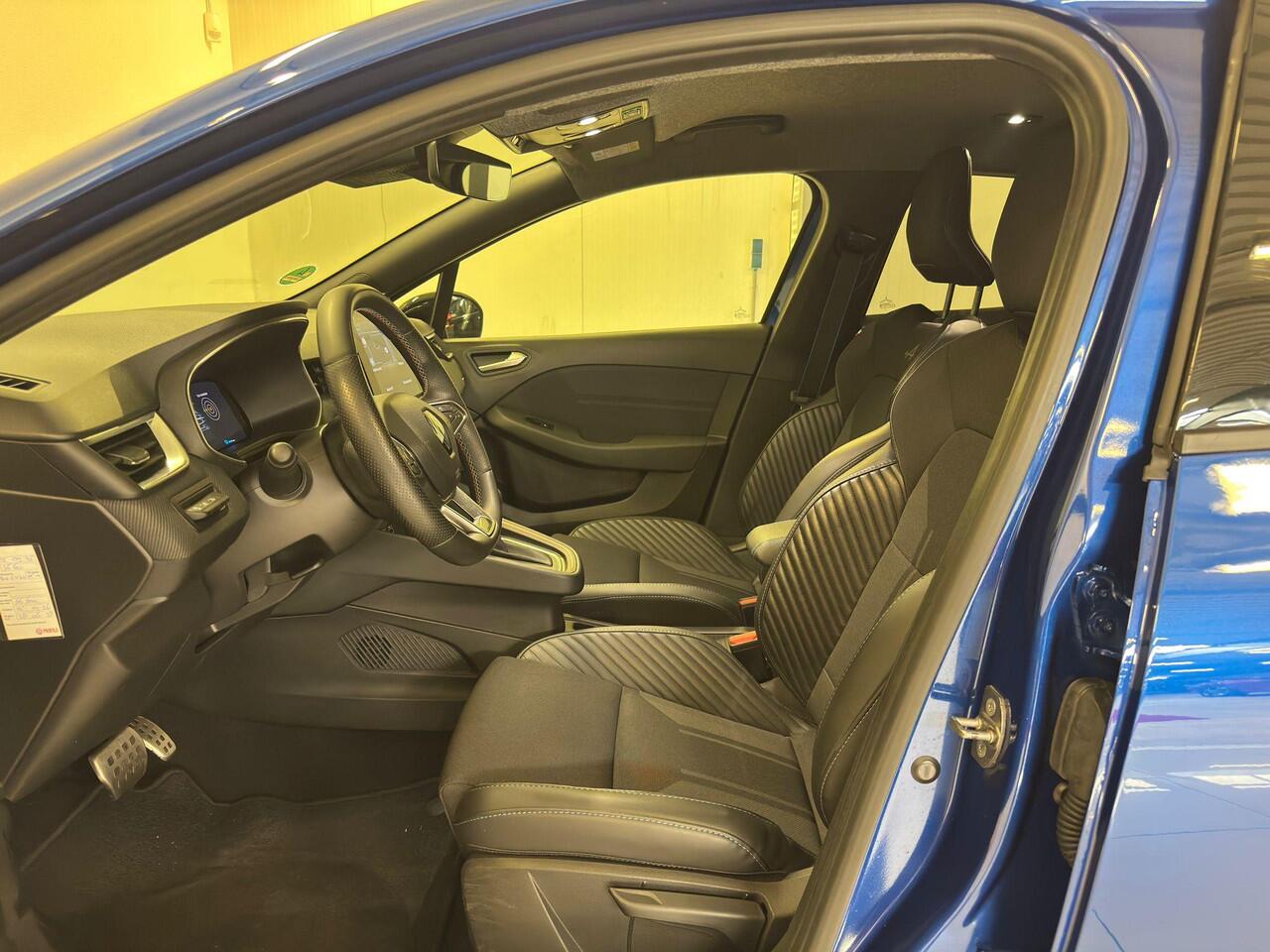 Renault CLIO 1.6 E-Tech Full Hybrid 145 Esprit Alpine | 360º Camera | BOSE Audio | Navigatie |