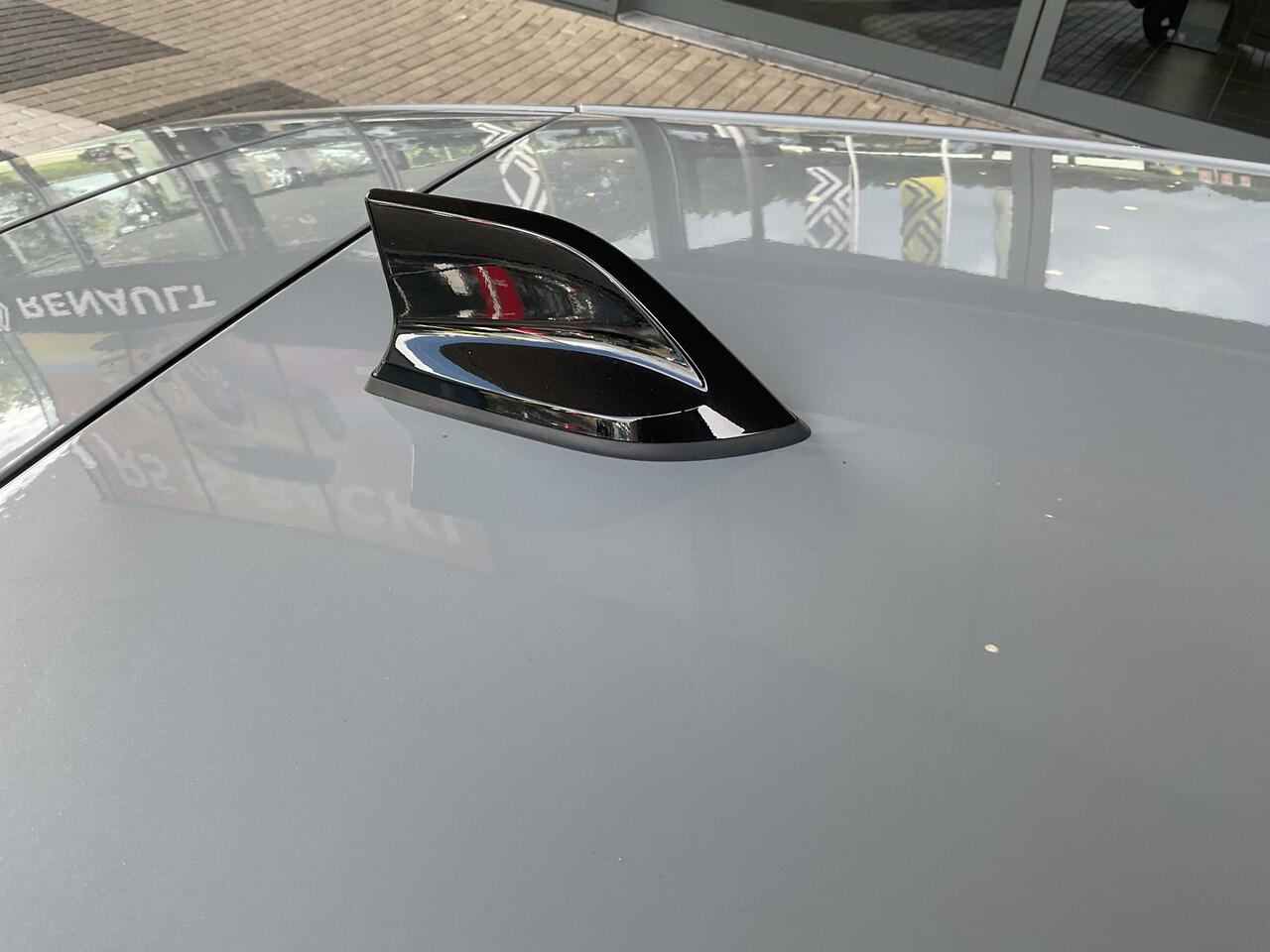 Renault CLIO 1.6 E-Tech Full Hybrid 145 esprit Alpine / Demo Hillegom / Vraag naar beschikbaarheid