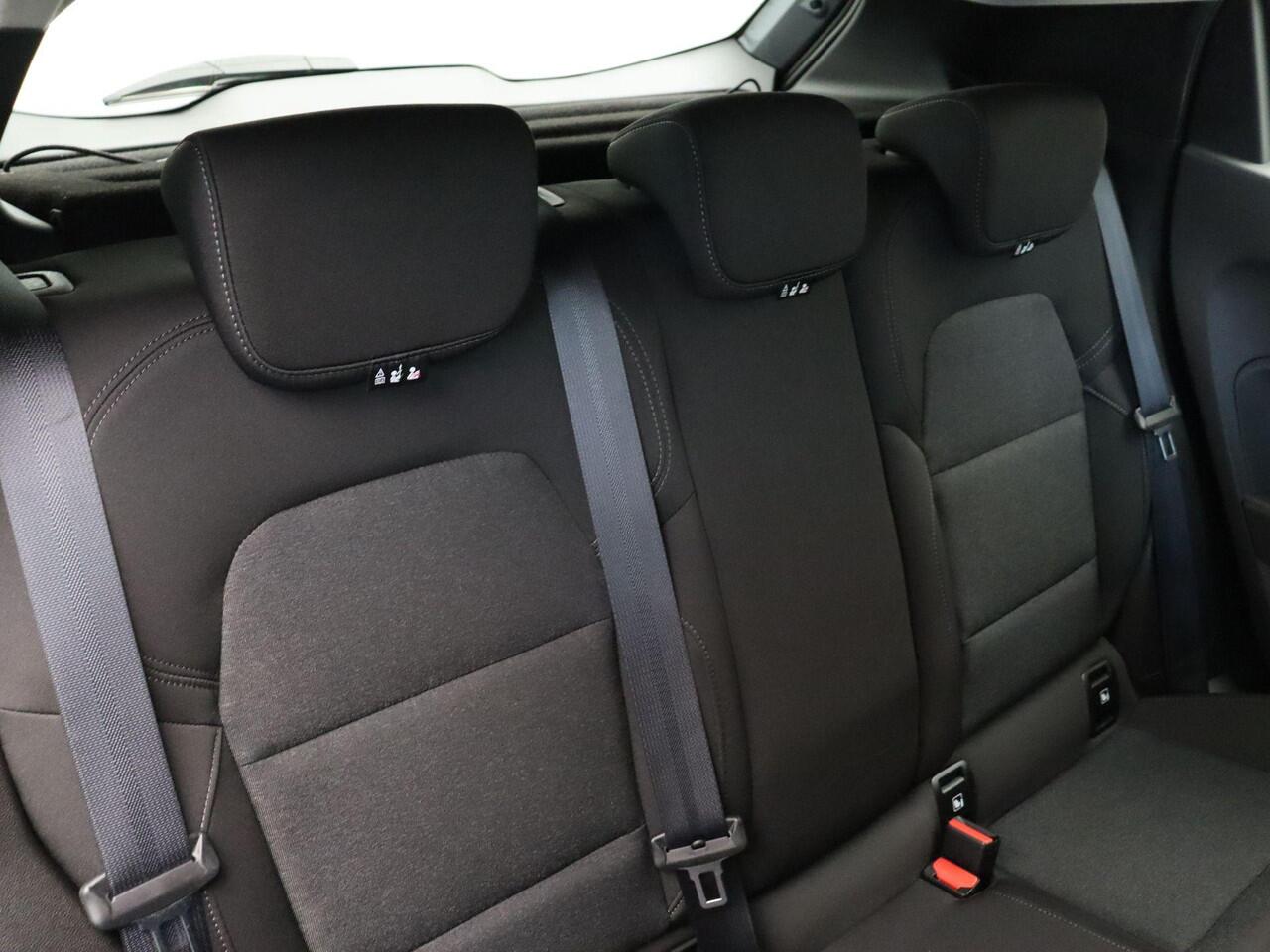 Renault CLIO TCe 90pk Equilibre | Navigatie | Apple Carplay & Android Auto | Airco |