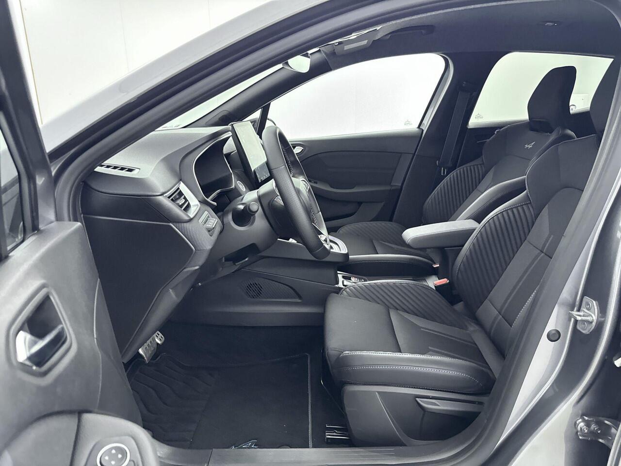 Renault CLIO 1.6 E-Tech Full Hybrid Esprit Alpine 145PK | Automaat | Navigatie 9,3'' | Adaptieve Cruise Control | Sportstoelen | 17'' Inch Velgen | Apple CarPlay & Android Auto