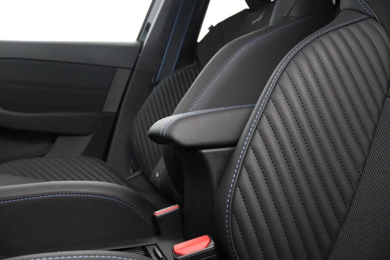 Renault CLIO 1.6 E-Tech Full Hybrid 145 esprit Alpine Pack Winter