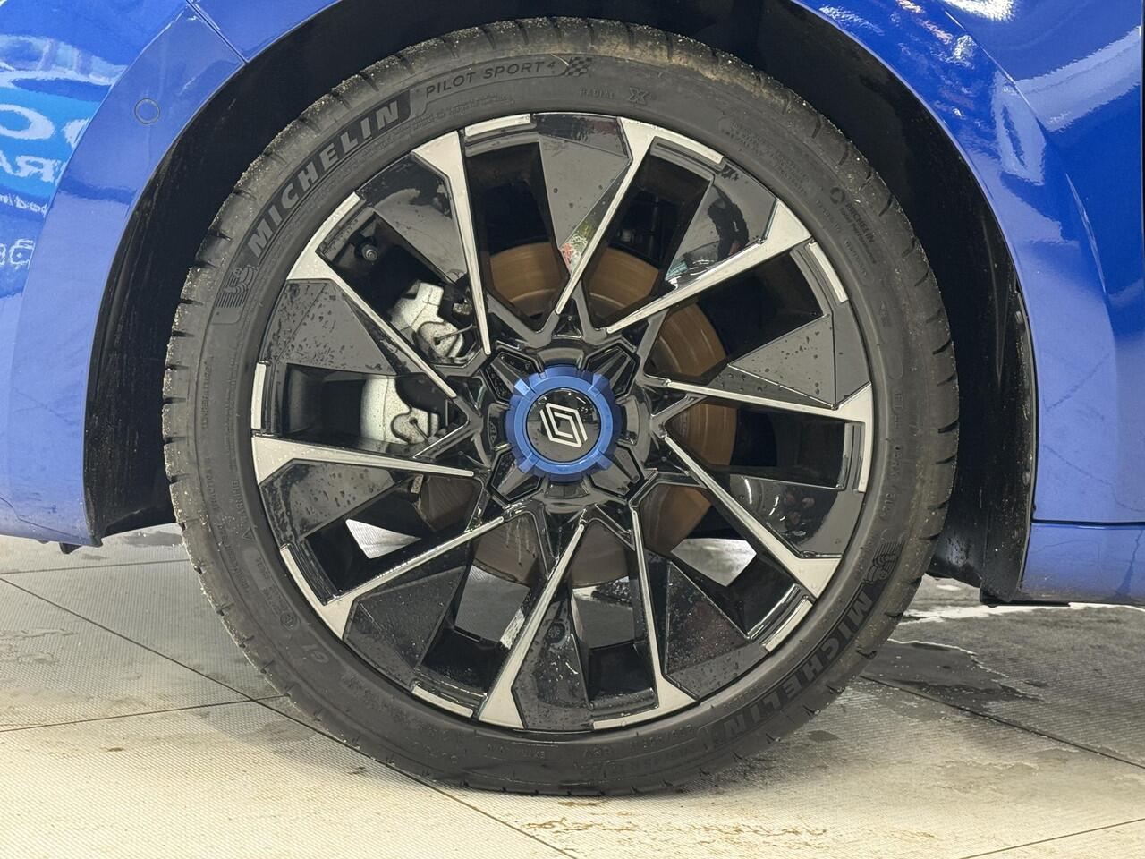 Renault CLIO 1.6 E-Tech Full Hybrid 145 esprit Alpine | Navigatie | 360 Camera | Cruise control adaptief | BOSE |